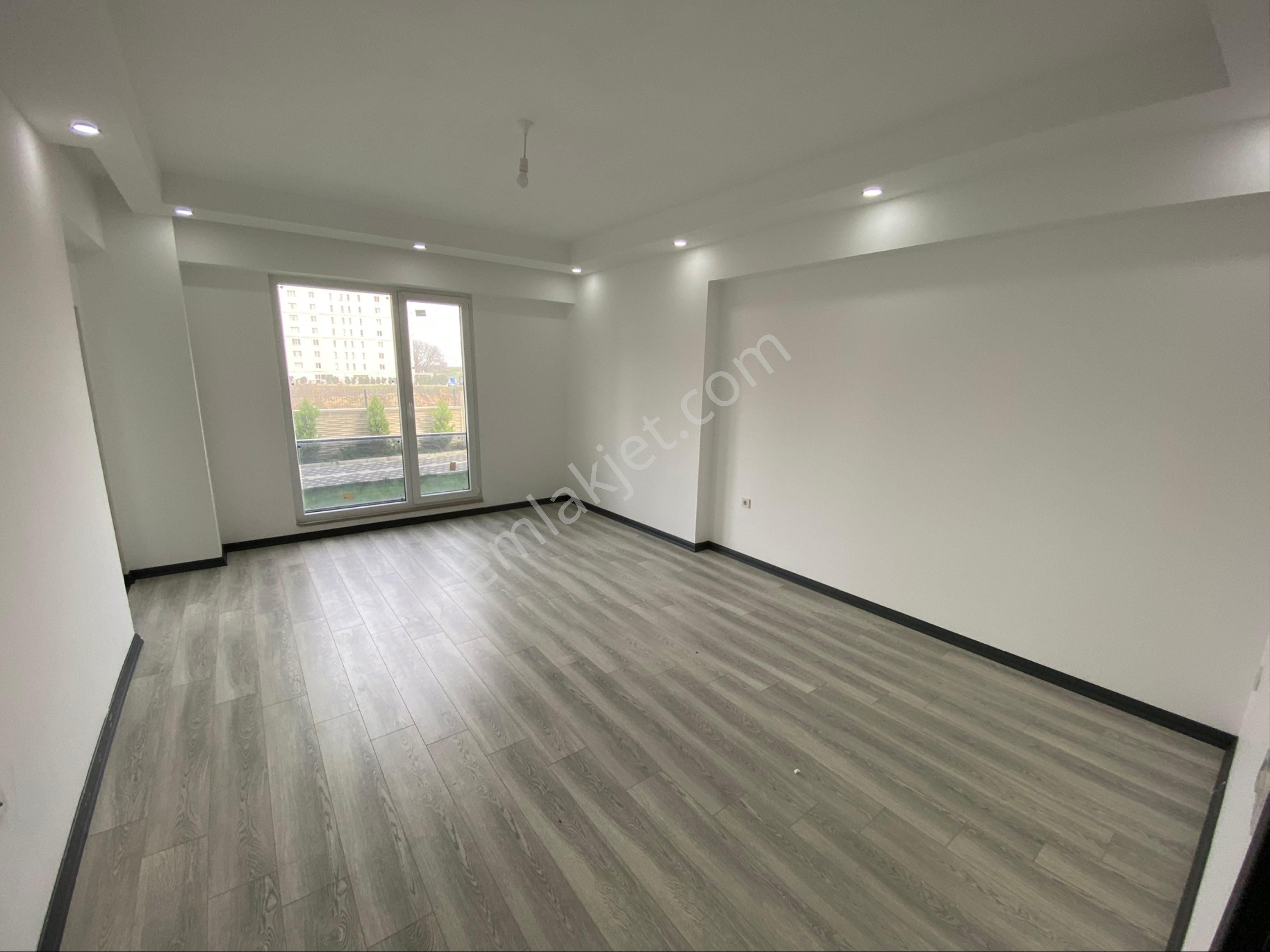 Hürriyette İzsiz Towers Sitesinde 2+1 Sıfır Satılık Daire - Görsel 8