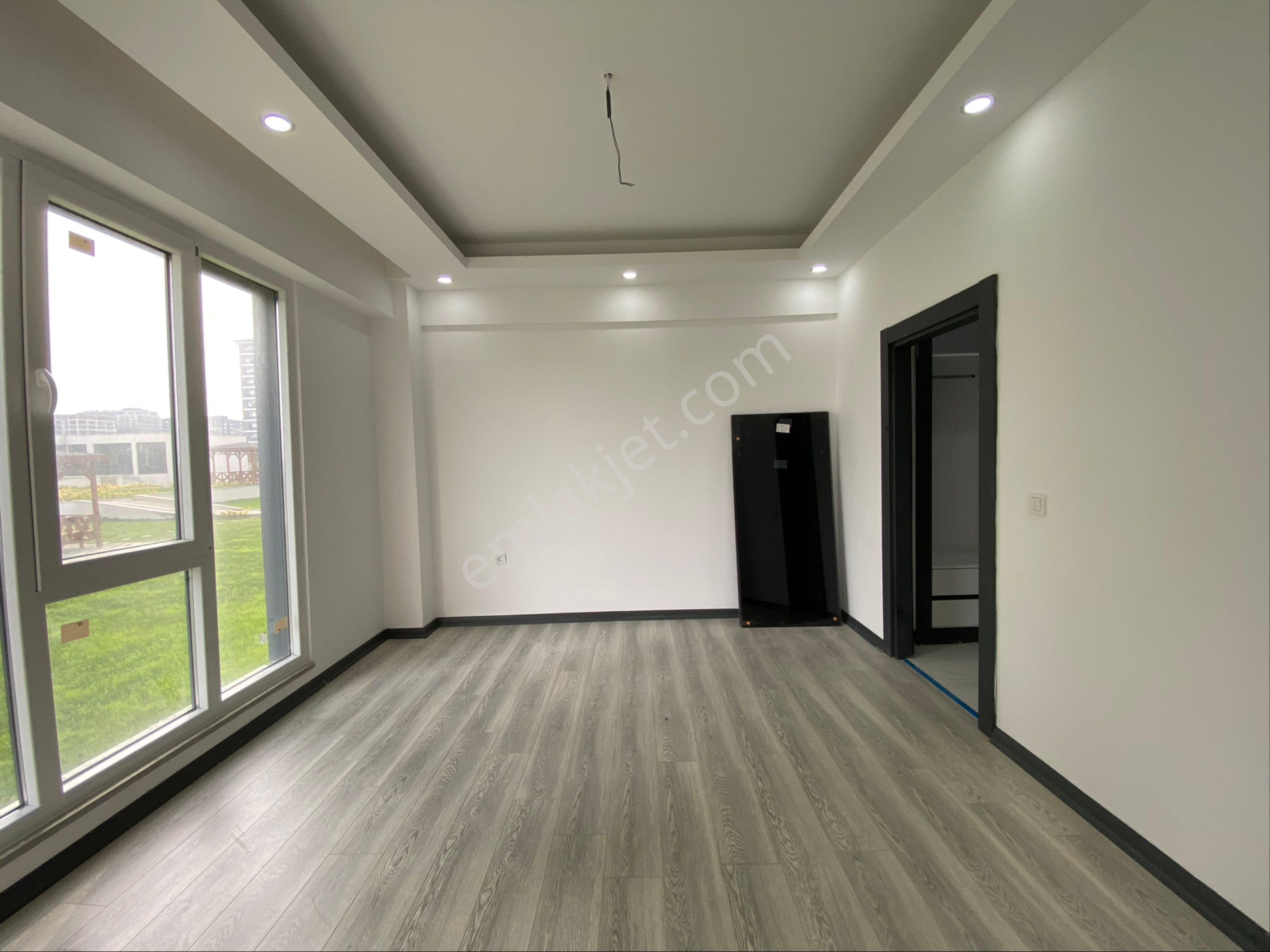 Hürriyette İzsiz Towers Sitesinde 2+1 Sıfır Satılık Daire - Görsel 17