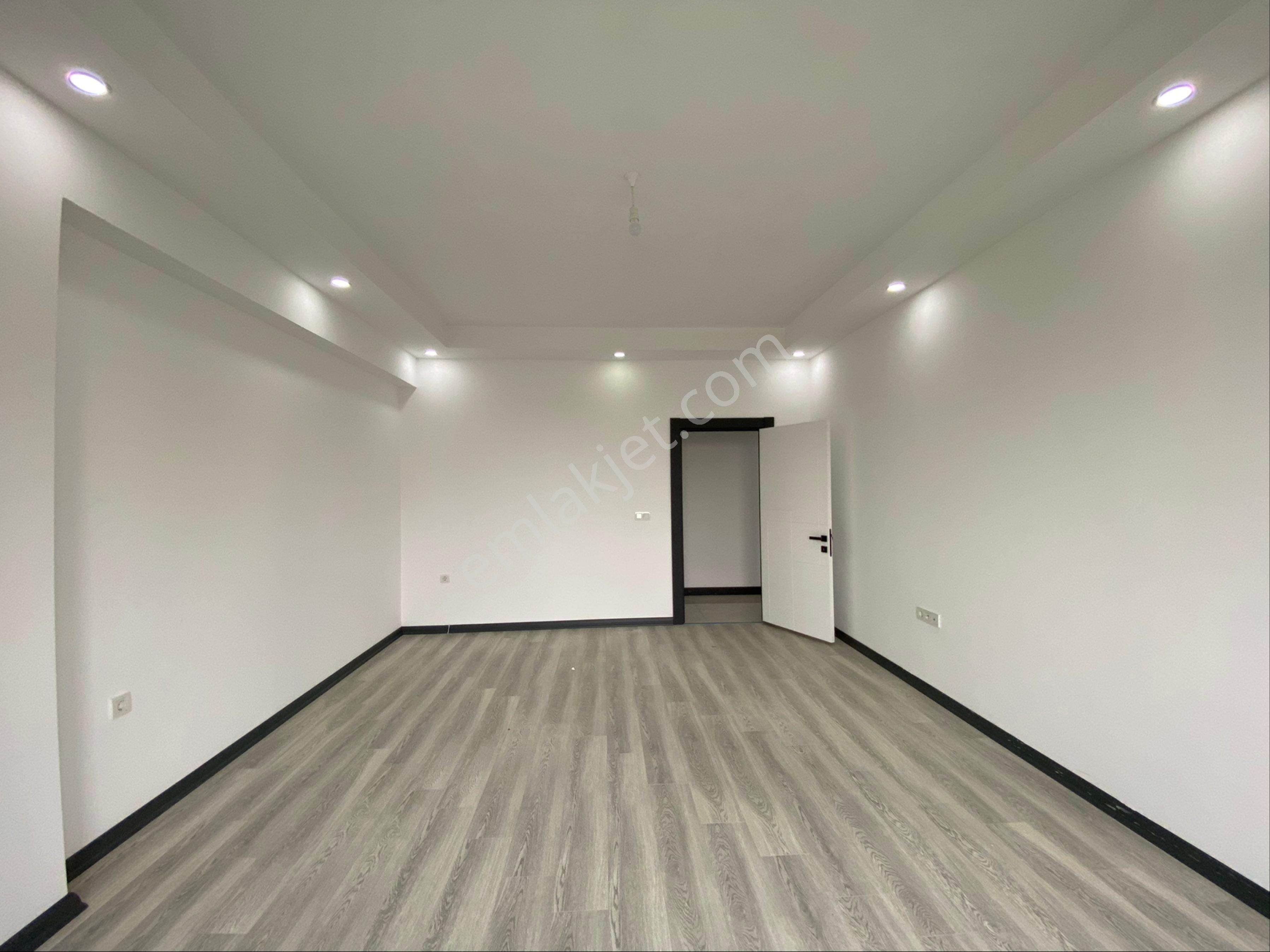 Hürriyette İzsiz Towers Sitesinde 2+1 Sıfır Satılık Daire - Görsel 10