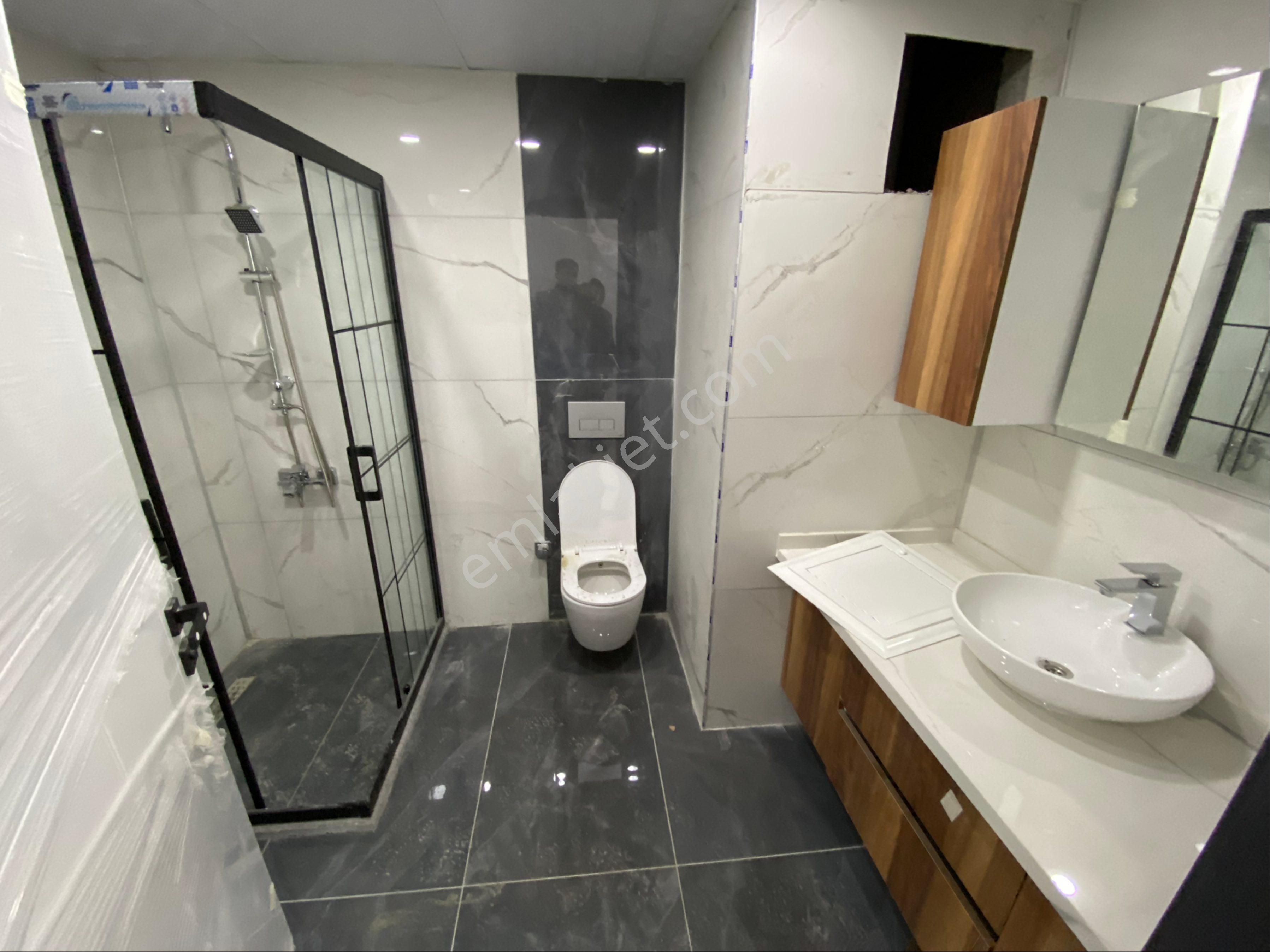 Hürriyette İzsiz Towers Sitesinde 2+1 Sıfır Satılık Daire - Görsel 26