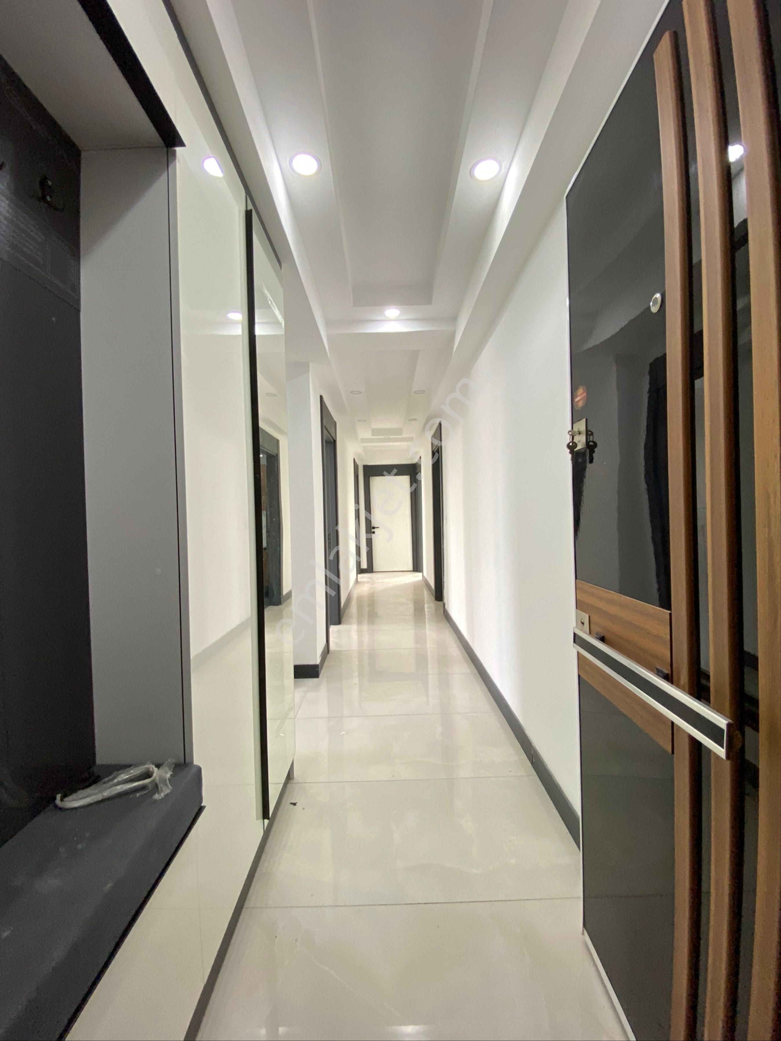 Hürriyette İzsiz Towers Sitesinde 2+1 Sıfır Satılık Daire - Görsel 20