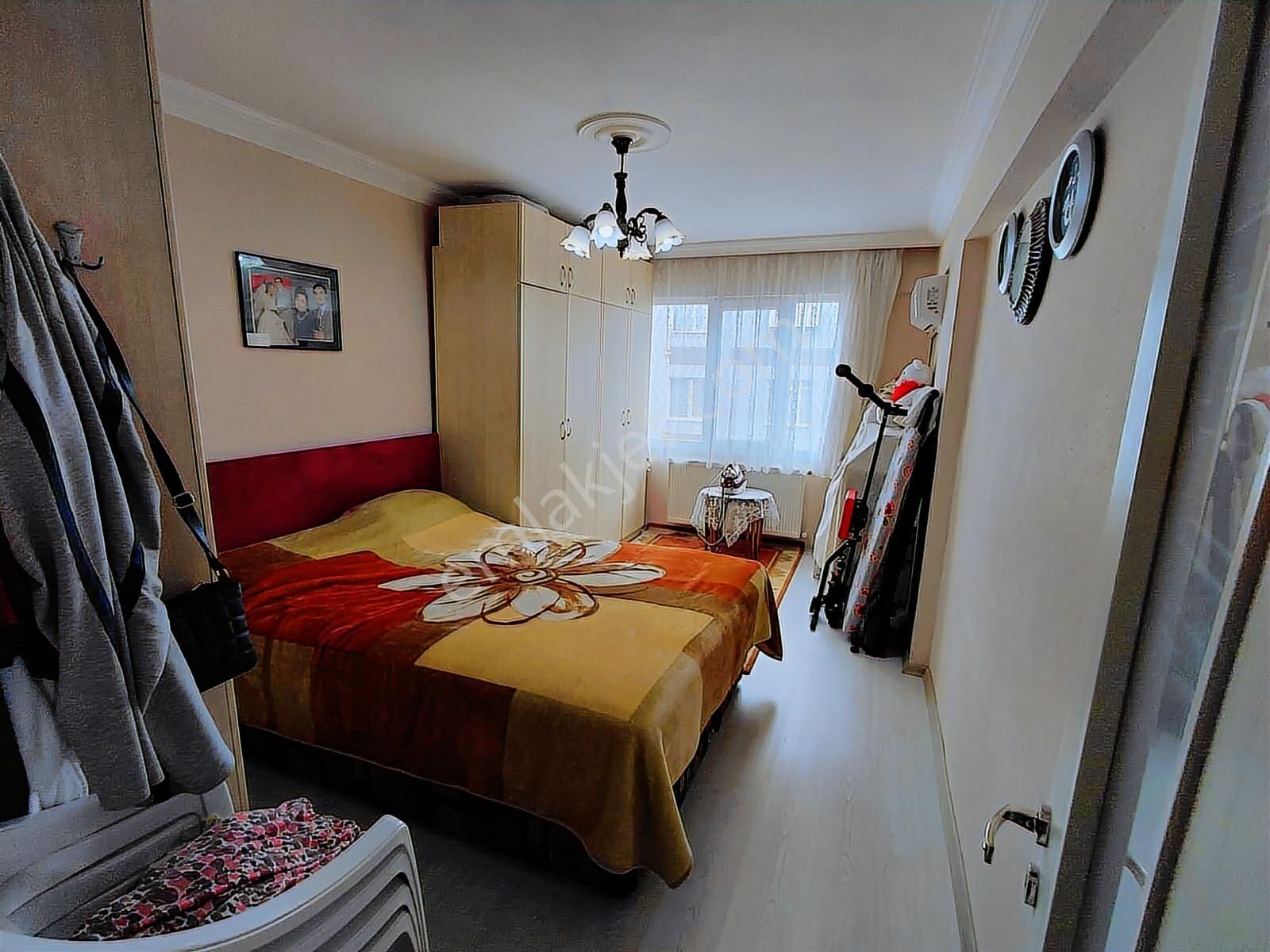 Zaimağa Caddesinde 3+1 Doğalgazlı Arakat Bakımlı - Görsel 14