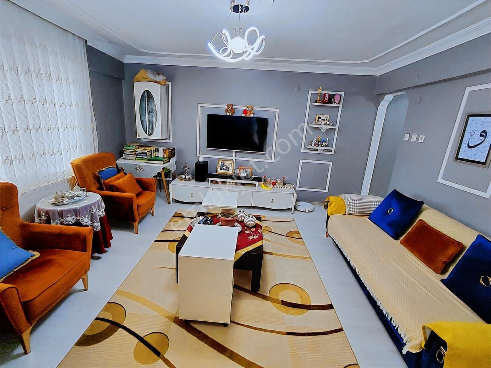 Zaimağa Caddesinde 3+1 Doğalgazlı Arakat Bakımlı - Görsel 8