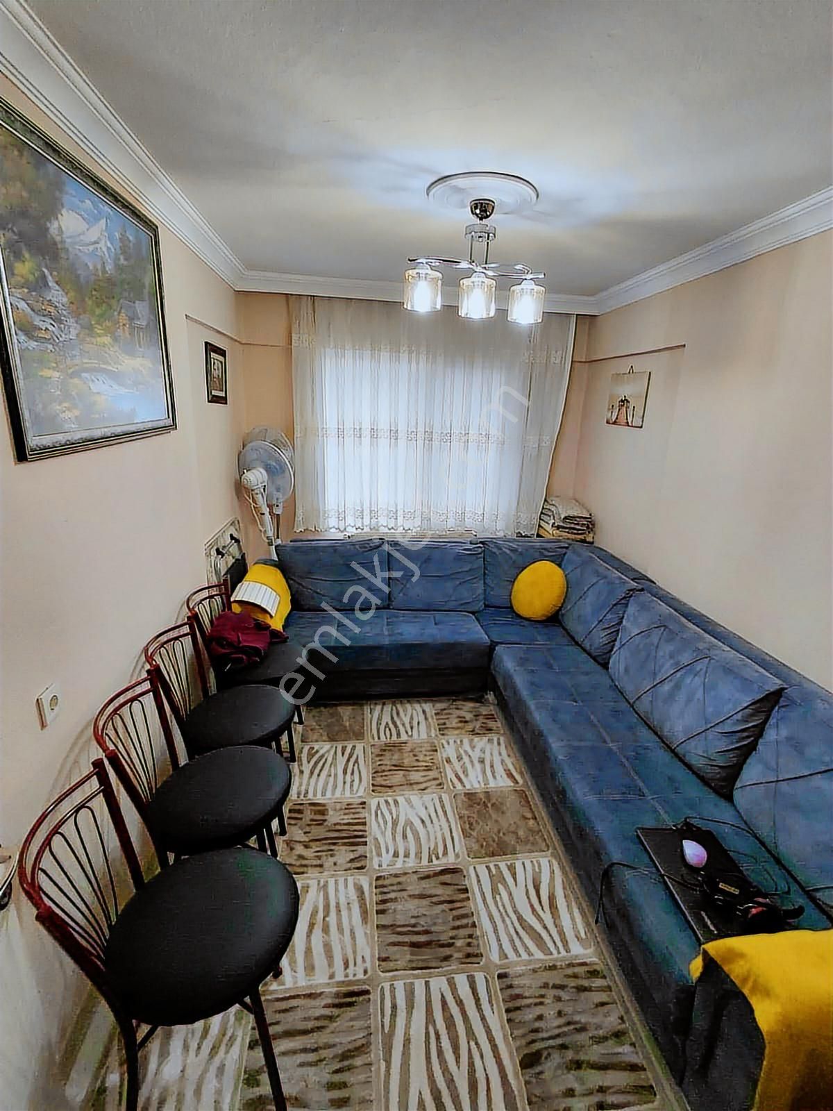 Zaimağa Caddesinde 3+1 Doğalgazlı Arakat Bakımlı - Görsel 2