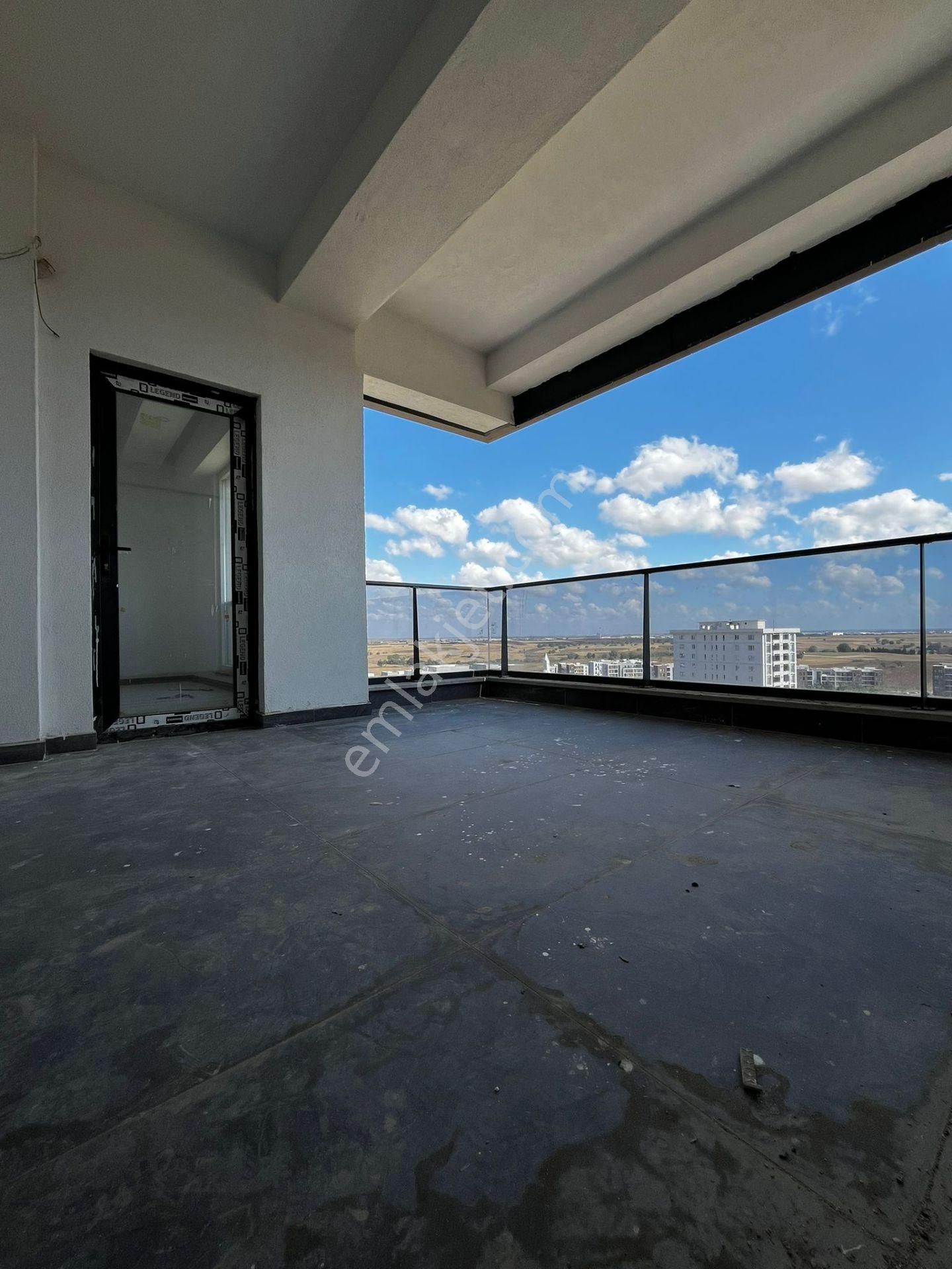 Çorlu Hürriyet Mah 2+1 130 M2 Site İçi Satılık Arakat Fırsat Daire