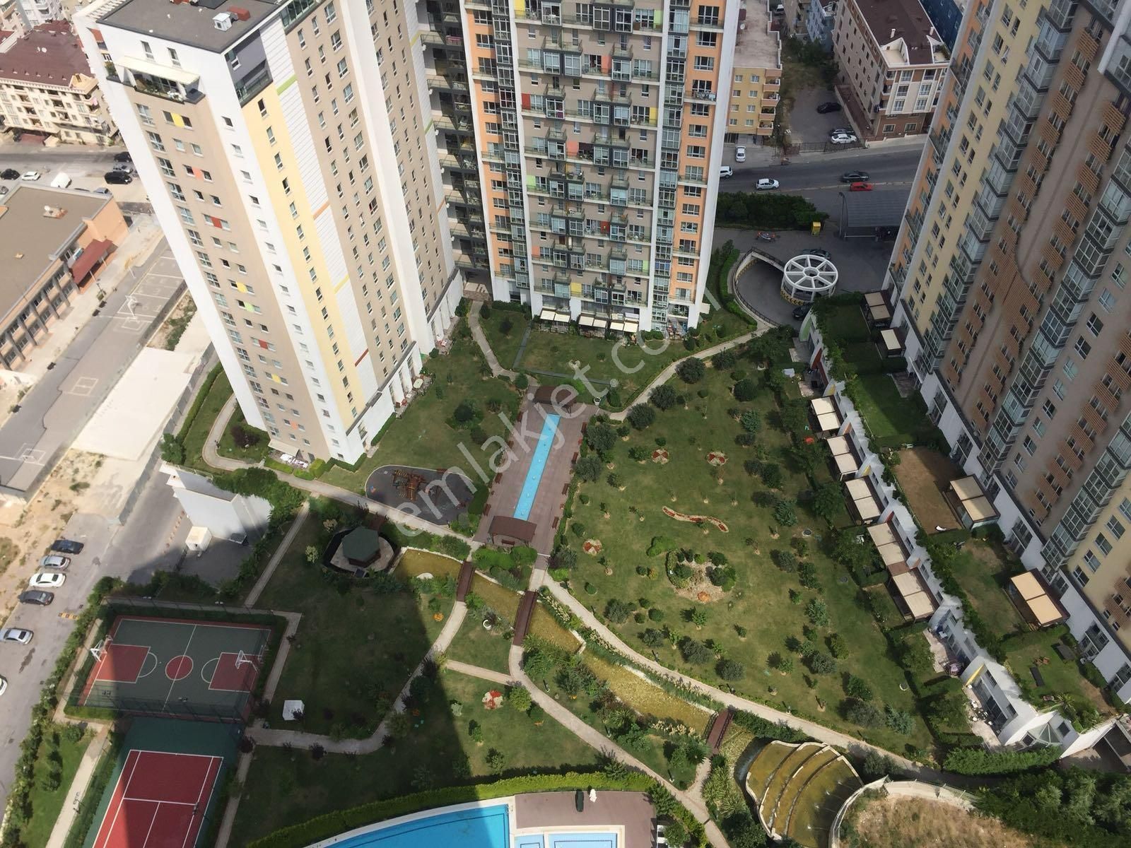 Tamnokta Ataşehir Kentplus Centrium Çift Teraslı Satılık Daire