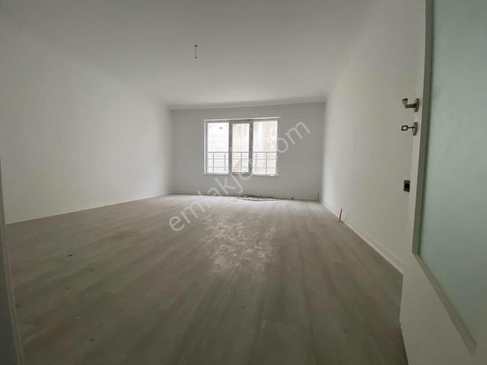 8.cadde Üzerinde 3+1 120 M2 Yüksek Giriş Fırsat Dairesi !! - Görsel 23