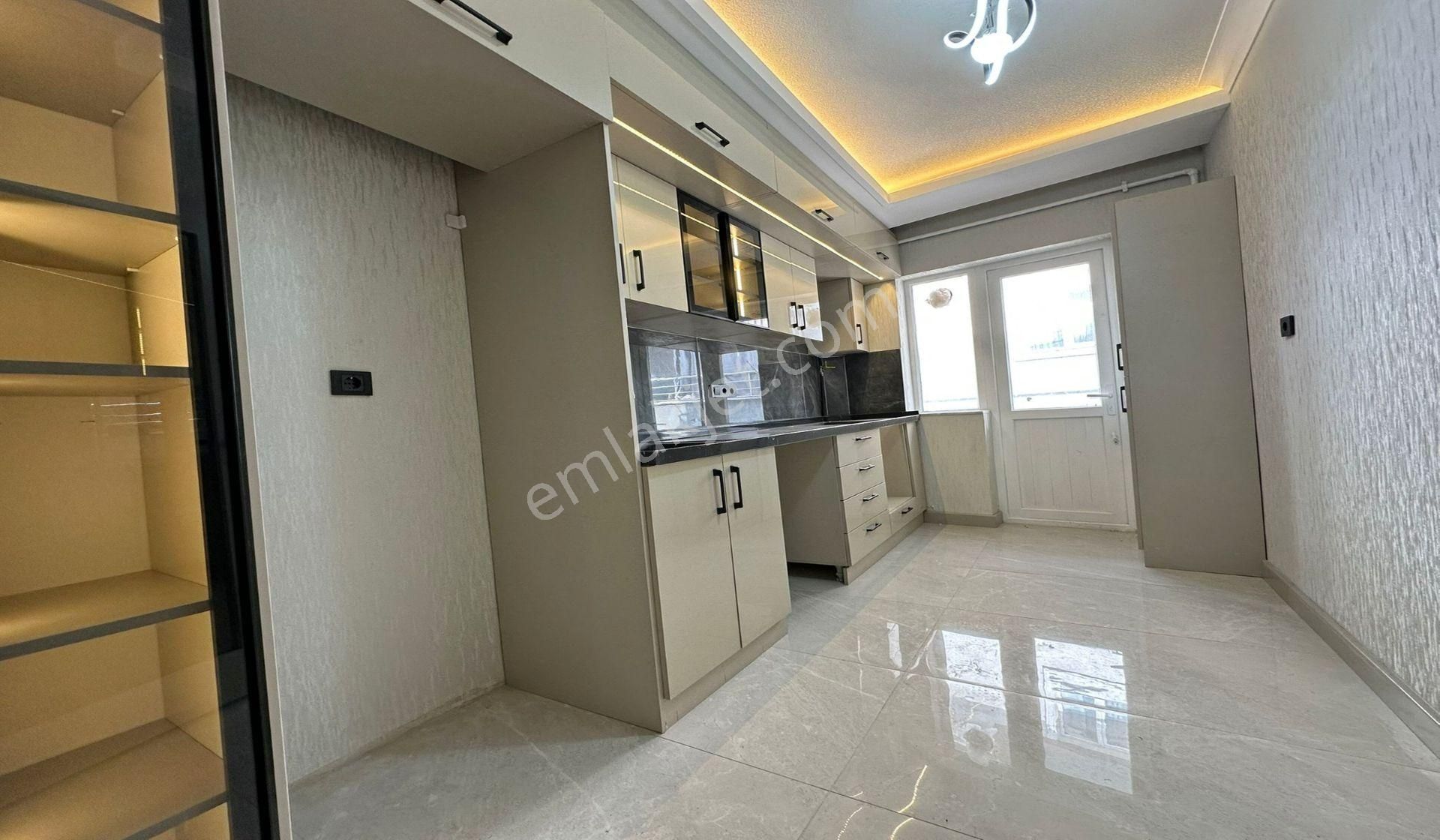 Köşk Mahallesi Keçiören Hastane Yakını 3+1 Katta Ful Yapılı - Görsel 5