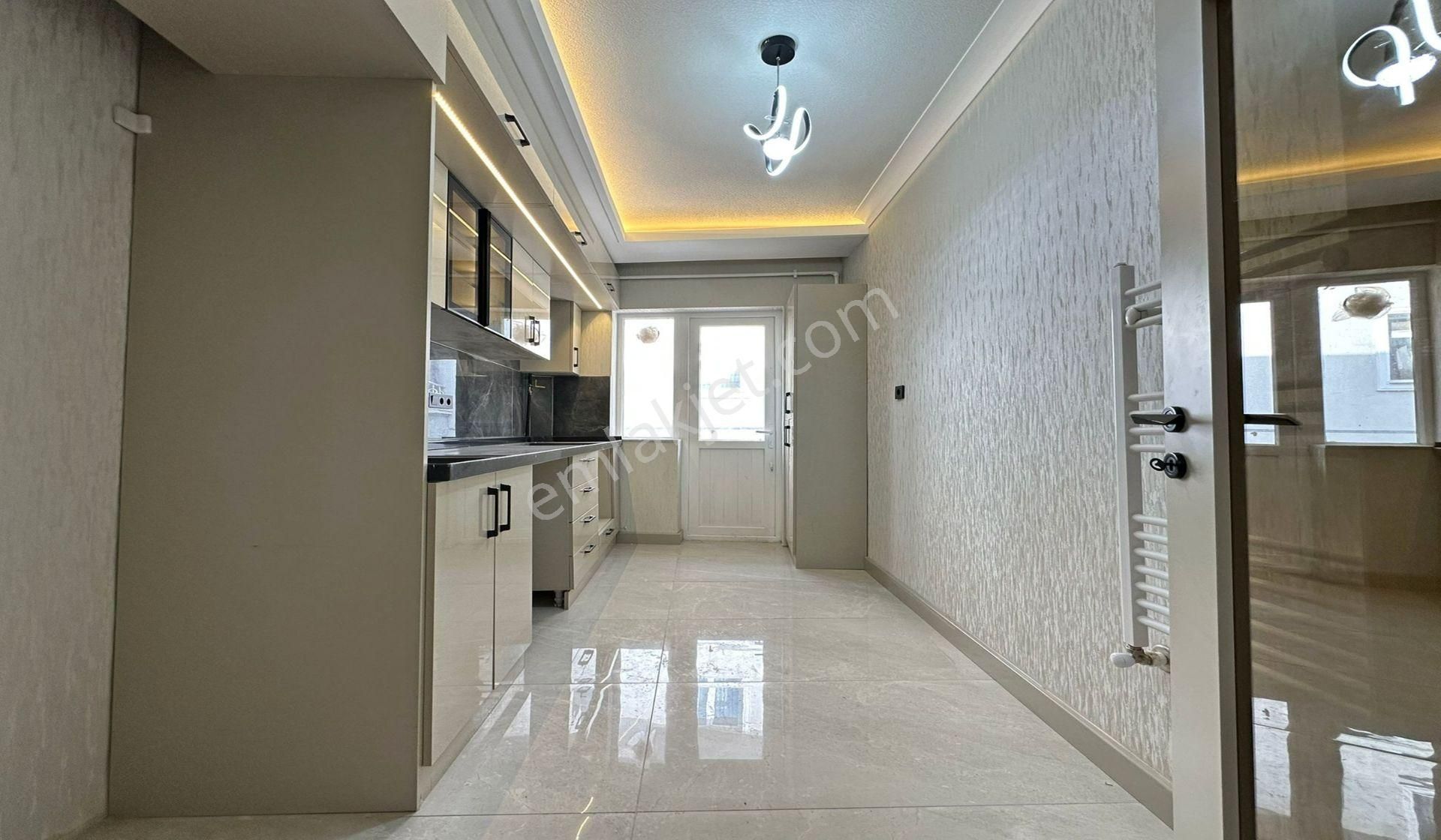 Köşk Mahallesi Keçiören Hastane Yakını 3+1 Katta Ful Yapılı - Görsel 7