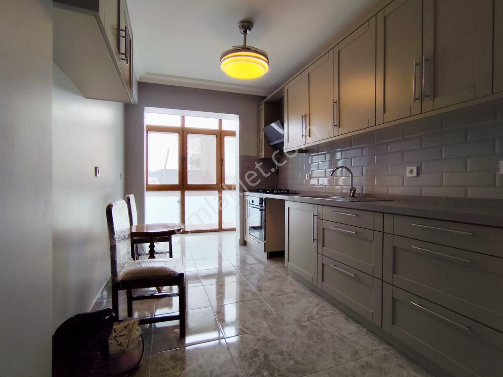 Mertcan Dan Cumhuriyet Mah İçi Full Yenilenmiş 2+1 Ankastreli - İskanlı - Görsel 17