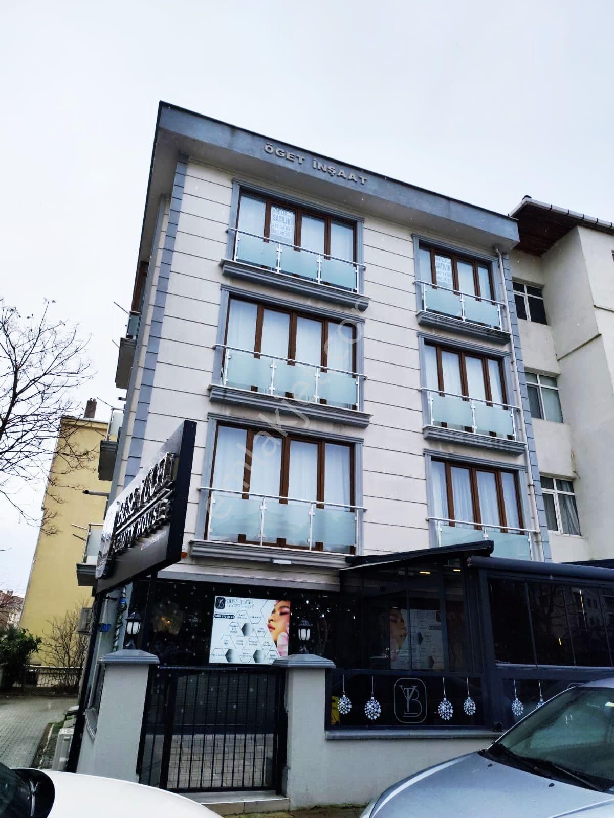 Mertcan Dan Cumhuriyet Mah İçi Full Yenilenmiş 2+1 Ankastreli - İskanlı