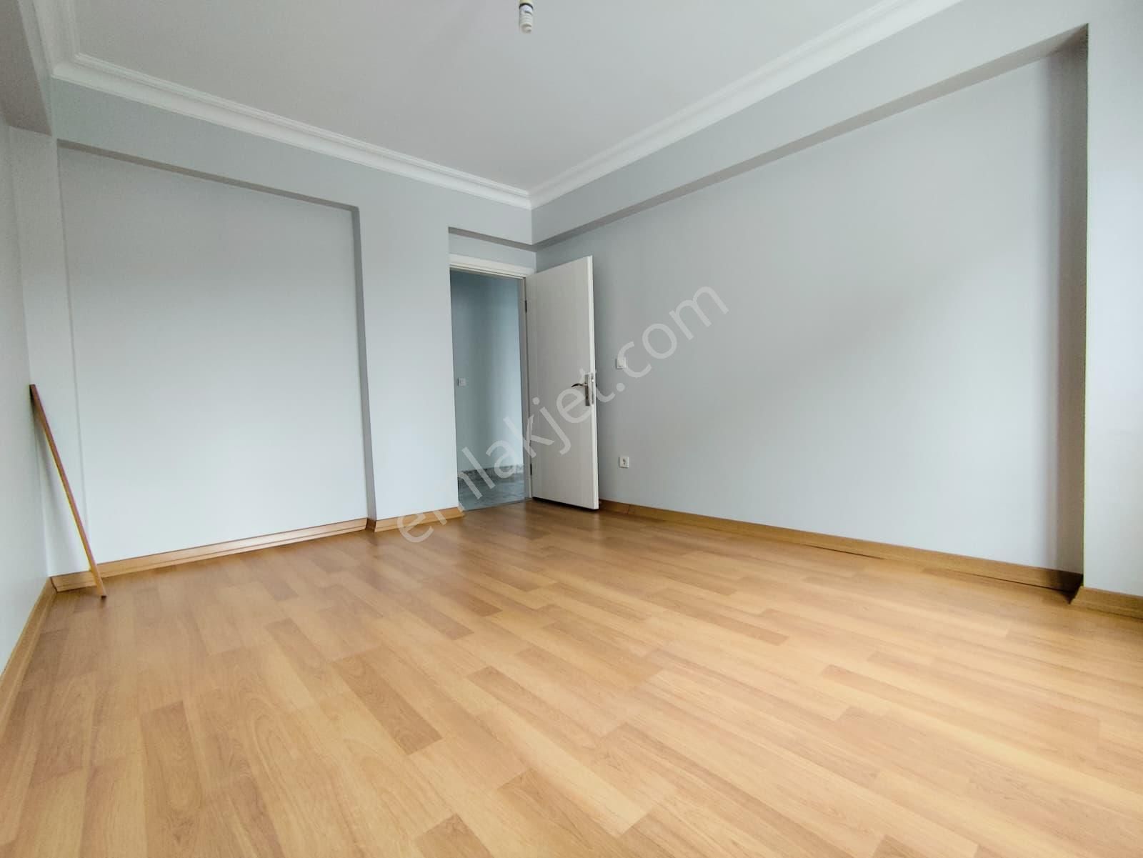 Mertcan Dan Cumhuriyet Mah İçi Full Yenilenmiş 2+1 Ankastreli - İskanlı - Görsel 11