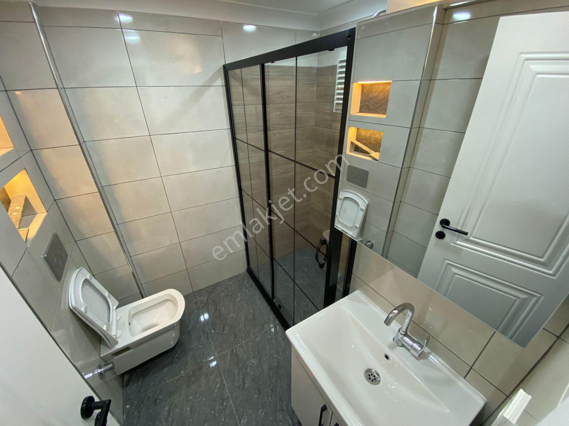 Aşağı Eğlence Göbek Yakını 3+1 Bağımsız Ultralüx Ortakat Çift Banyo - Görsel 15