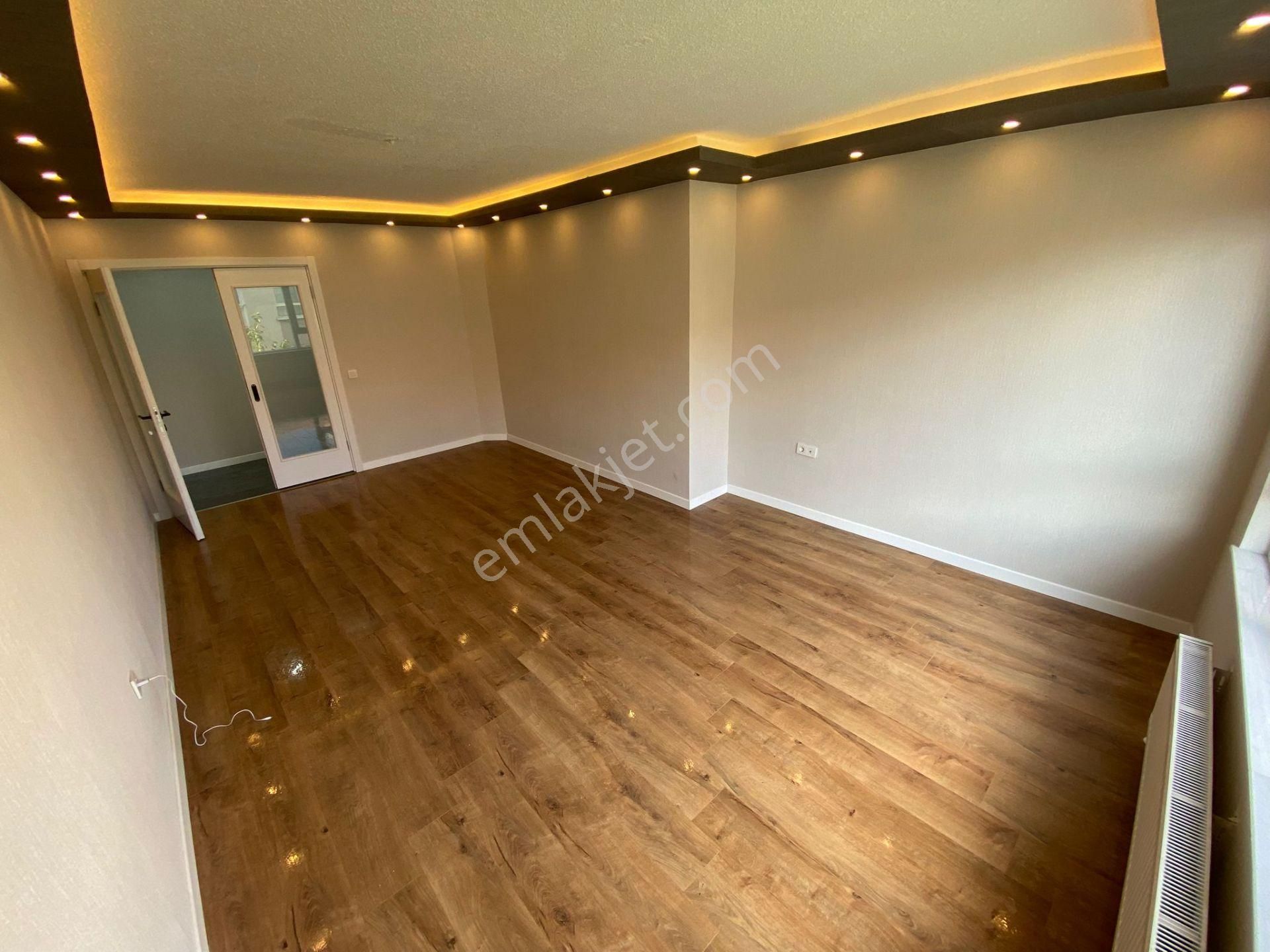 Aşağı Eğlence Göbek Yakını 3+1 Bağımsız Ultralüx Ortakat Çift Banyo - Görsel 9