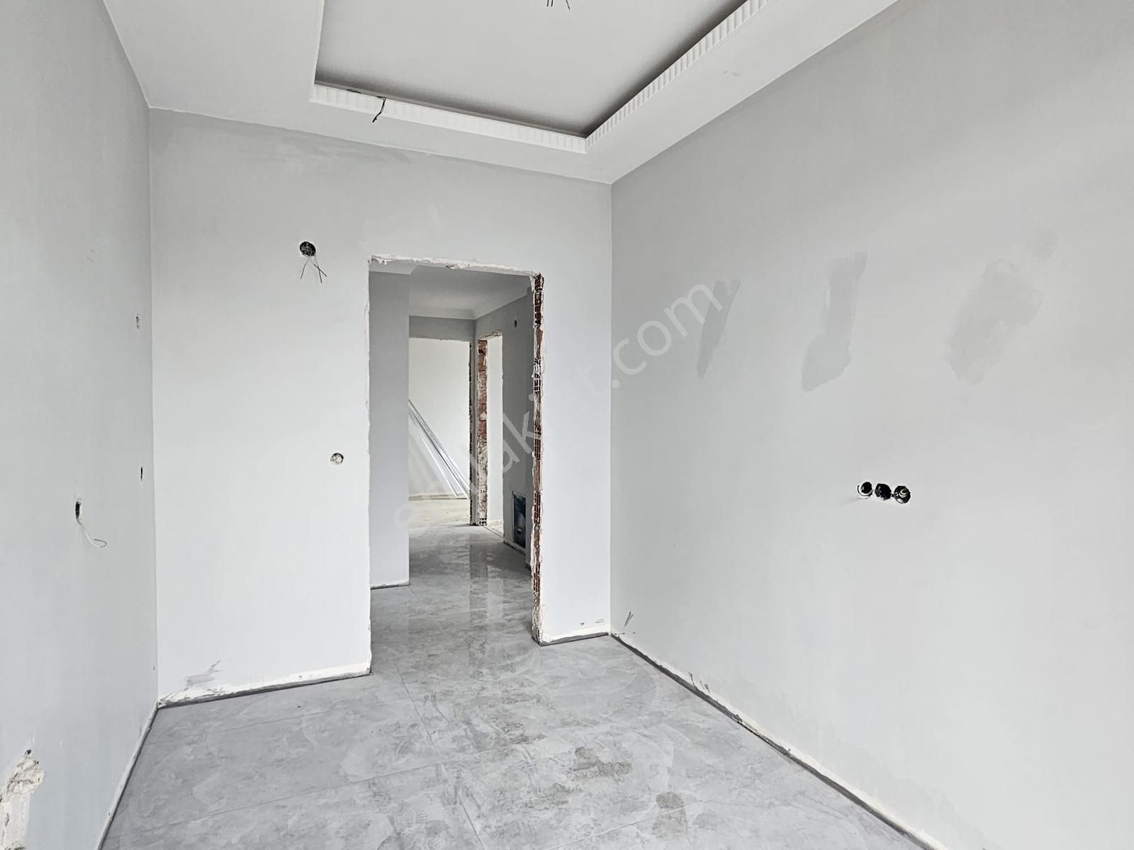 Orhangazi Mah. Kapalı Otoparklı, Ara Kat, Ön Cephede Satılık 3+1 - Görsel 6