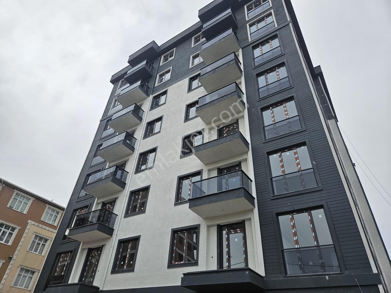 Orhangazi Mah. Kapalı Otoparklı, Ara Kat, Ön Cephede Satılık 3+1 - Görsel 9