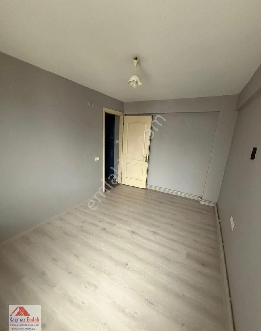 Bandırma İhsaniye Mahallesi Avm Ye Yakın 1+1 Satılık Daire - Görsel 4