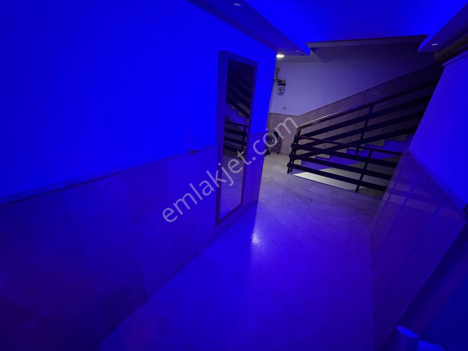 Kılıçsoy'dan Bağcı Cad. Köfteciyusuf Yanı 2+1 Altında 2 Kat Var - Görsel 8