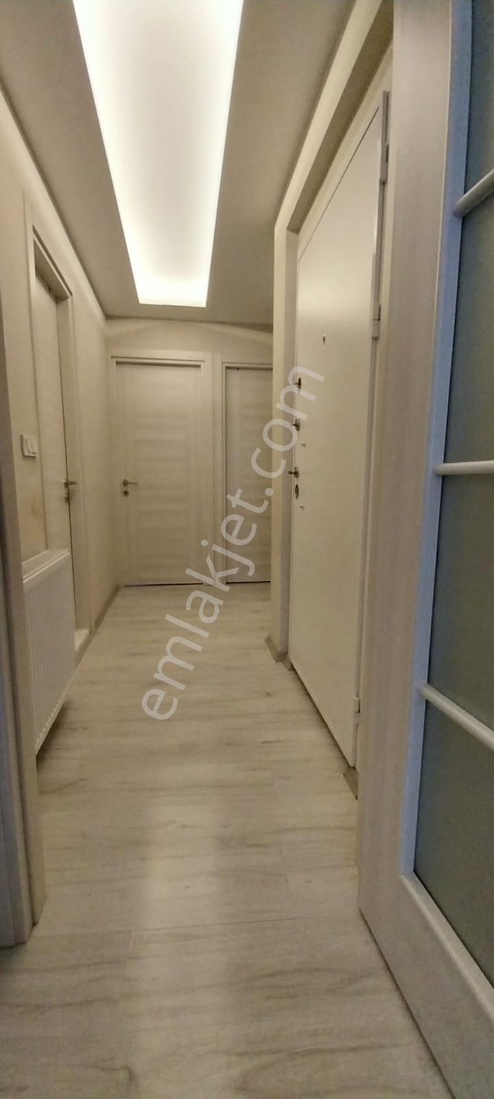 Ekonomi Üniversitesi Yakını 2+1 70 M2 1. Kat - Görsel 6