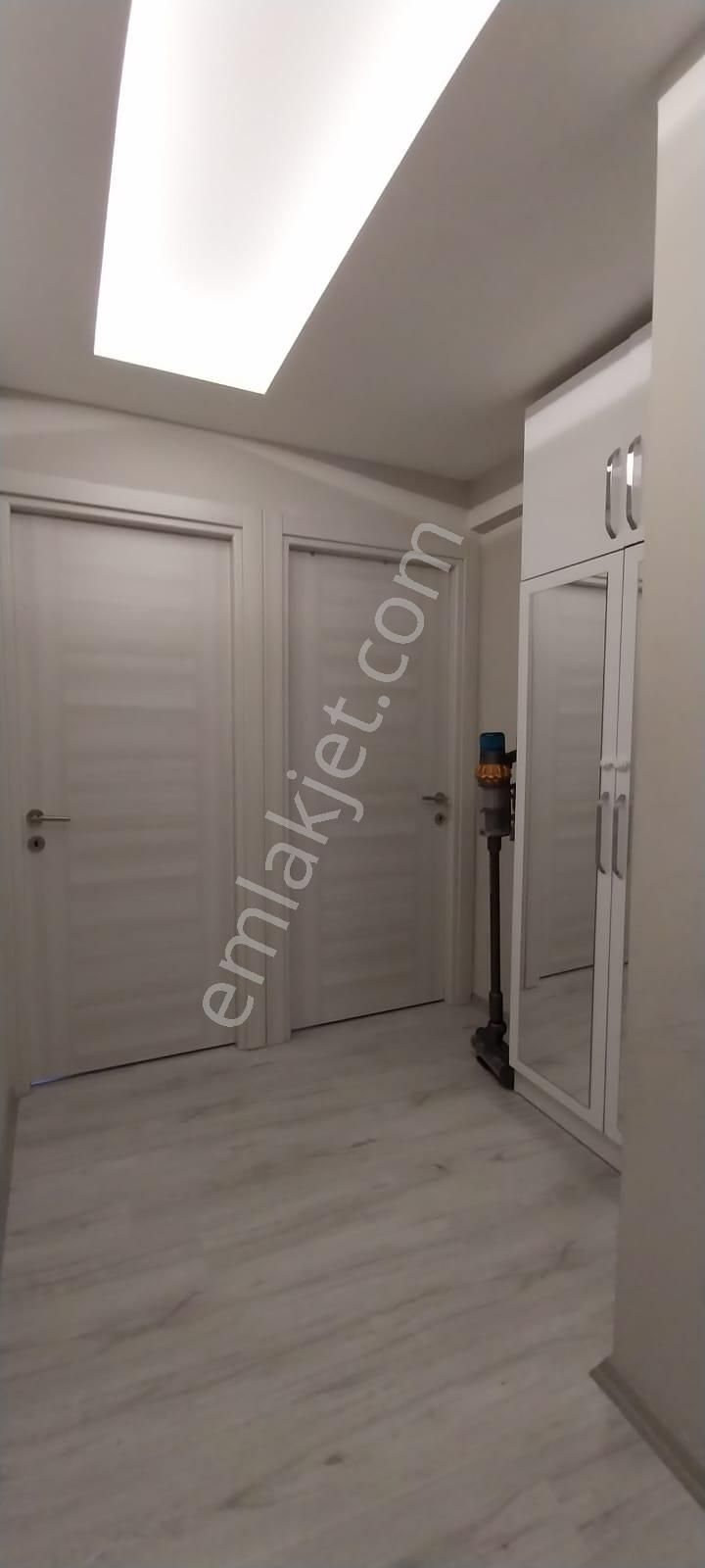 Ekonomi Üniversitesi Yakını 2+1 70 M2 1. Kat - Görsel 10