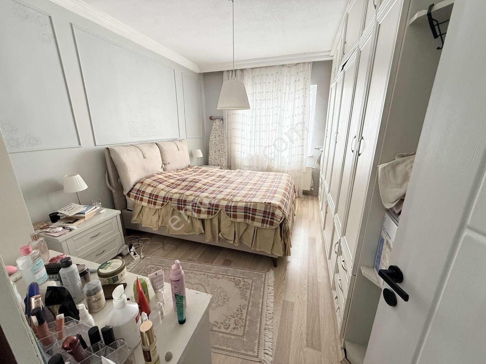 Özbey Emlaktan Gökmeydan Mh Ara Kat Geniş Bakımlı 3+1 Daire - Görsel 18