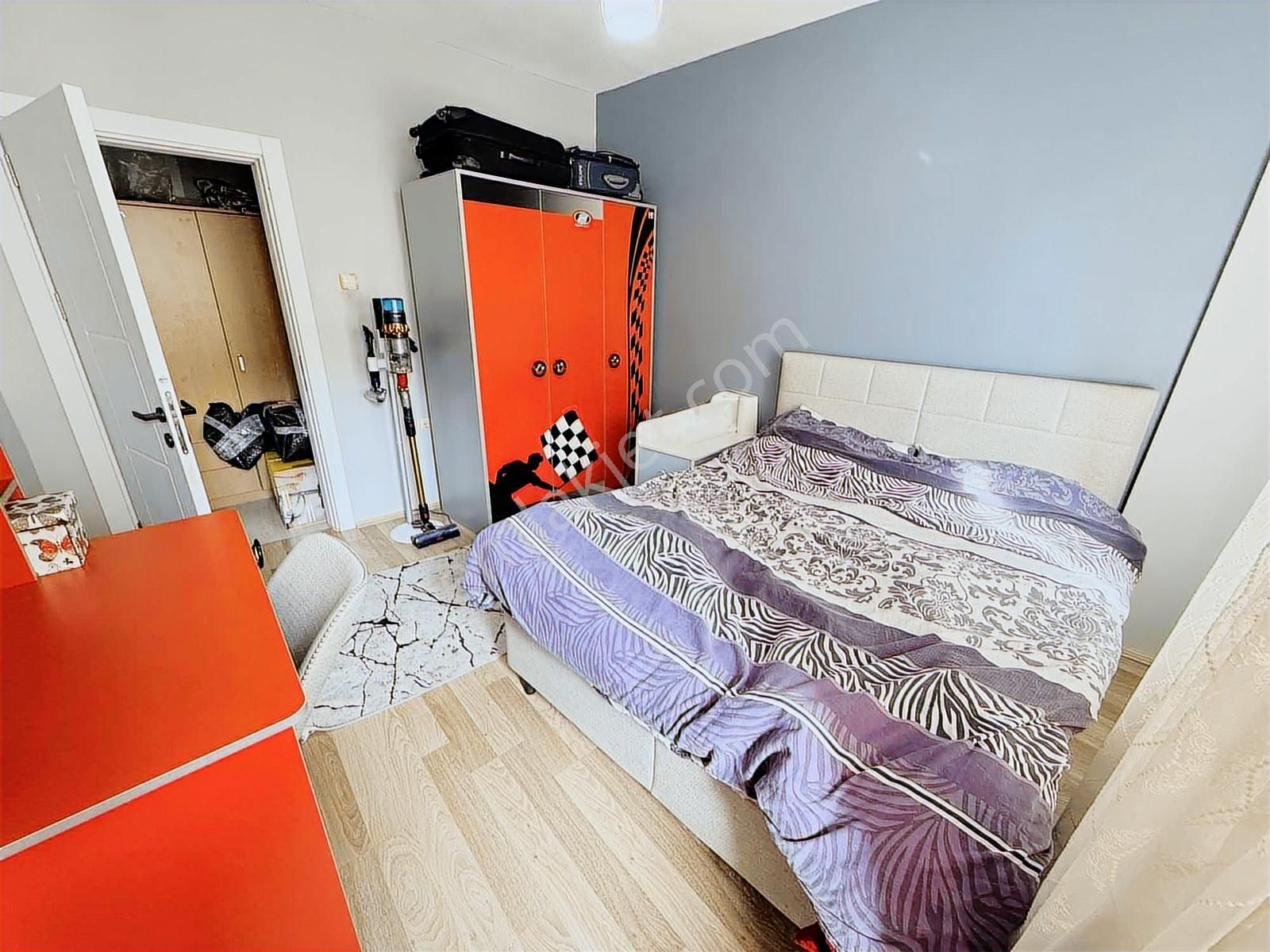 Özbey Emlaktan Gökmeydan Mh Ara Kat Geniş Bakımlı 3+1 Daire - Görsel 16