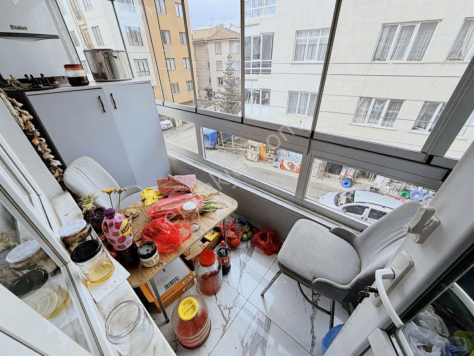 Özbey Emlaktan Gökmeydan Mh Ara Kat Geniş Bakımlı 3+1 Daire - Görsel 29