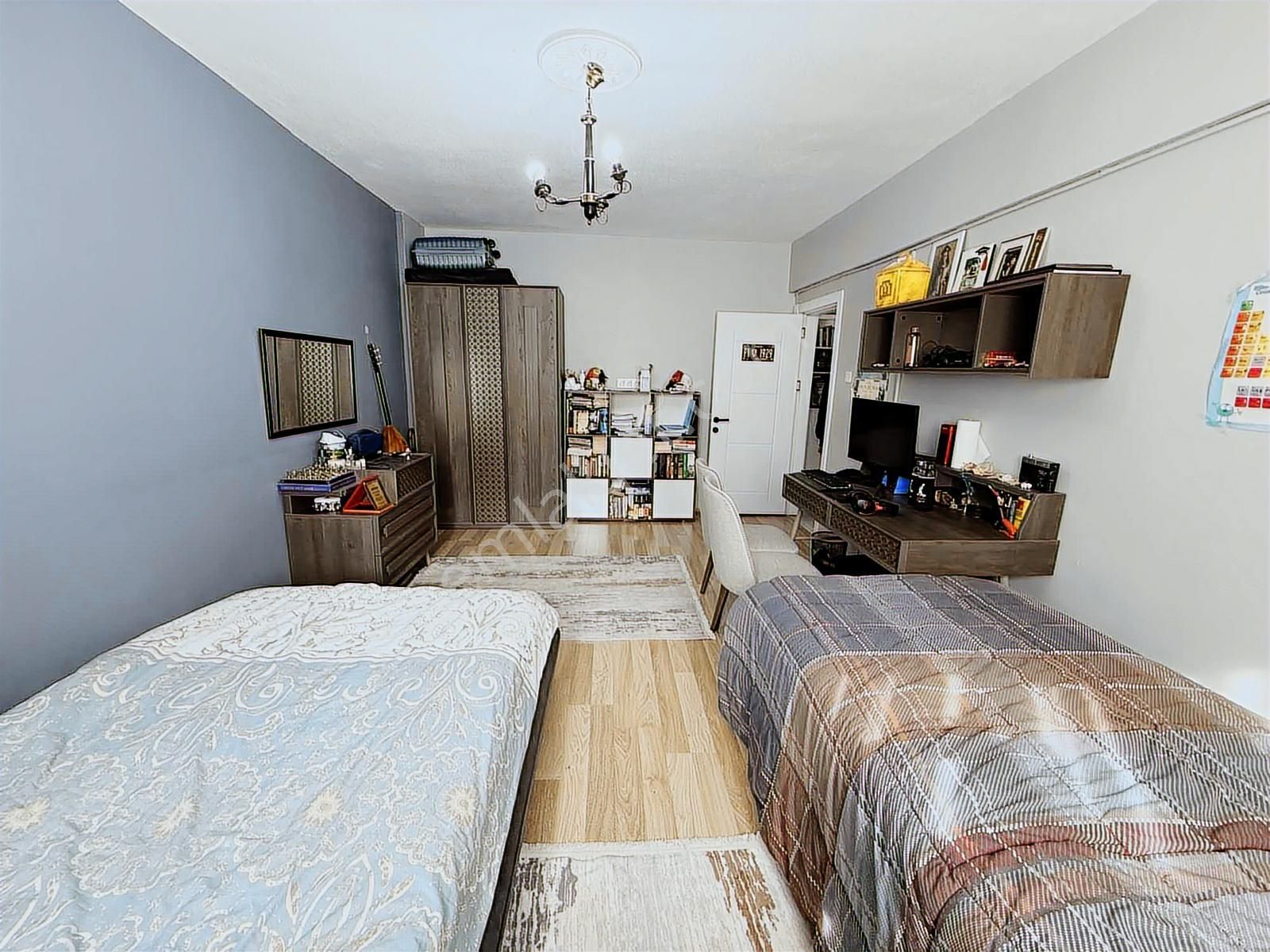 Özbey Emlaktan Gökmeydan Mh Ara Kat Geniş Bakımlı 3+1 Daire - Görsel 27