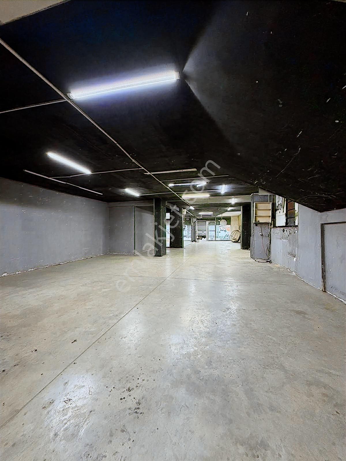 Üçevler'de Üç Katlı Net 1000m2li Cadde Üzeri Kiralık Dükkan - Görsel 29