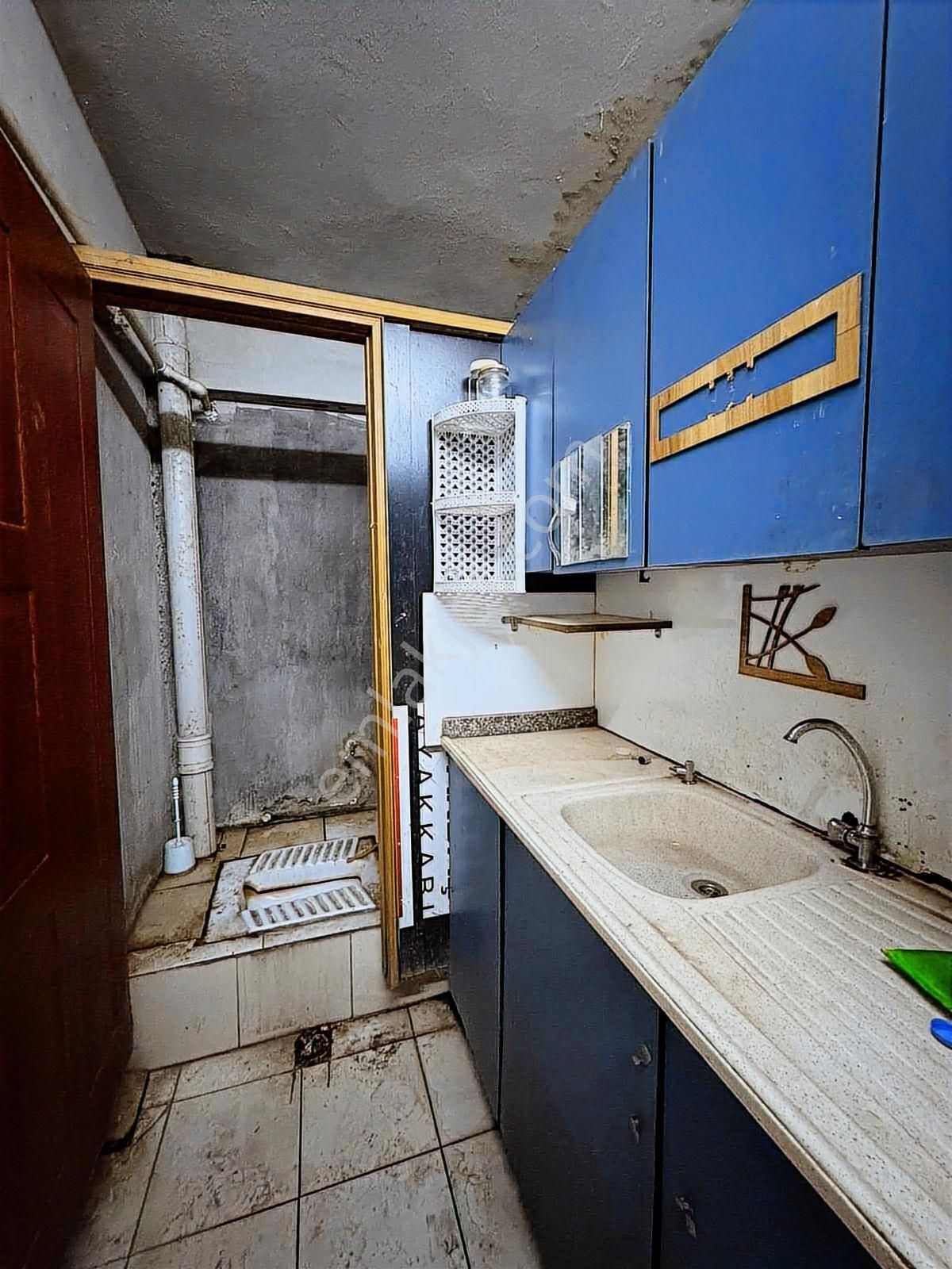 Üçevler'de Üç Katlı Net 1000m2li Cadde Üzeri Kiralık Dükkan - Görsel 12