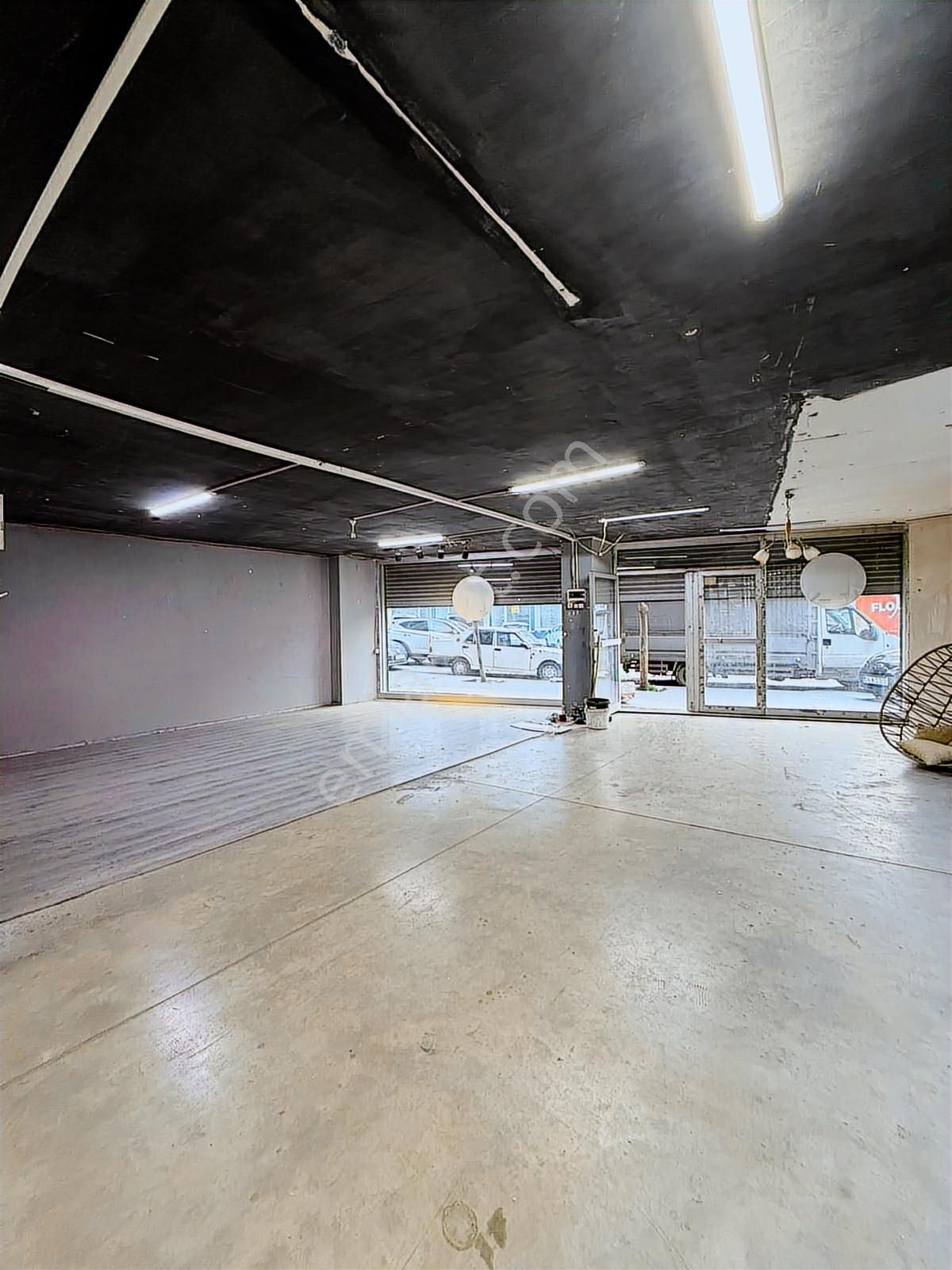 Üçevler'de Üç Katlı Net 1000m2li Cadde Üzeri Kiralık Dükkan - Görsel 9