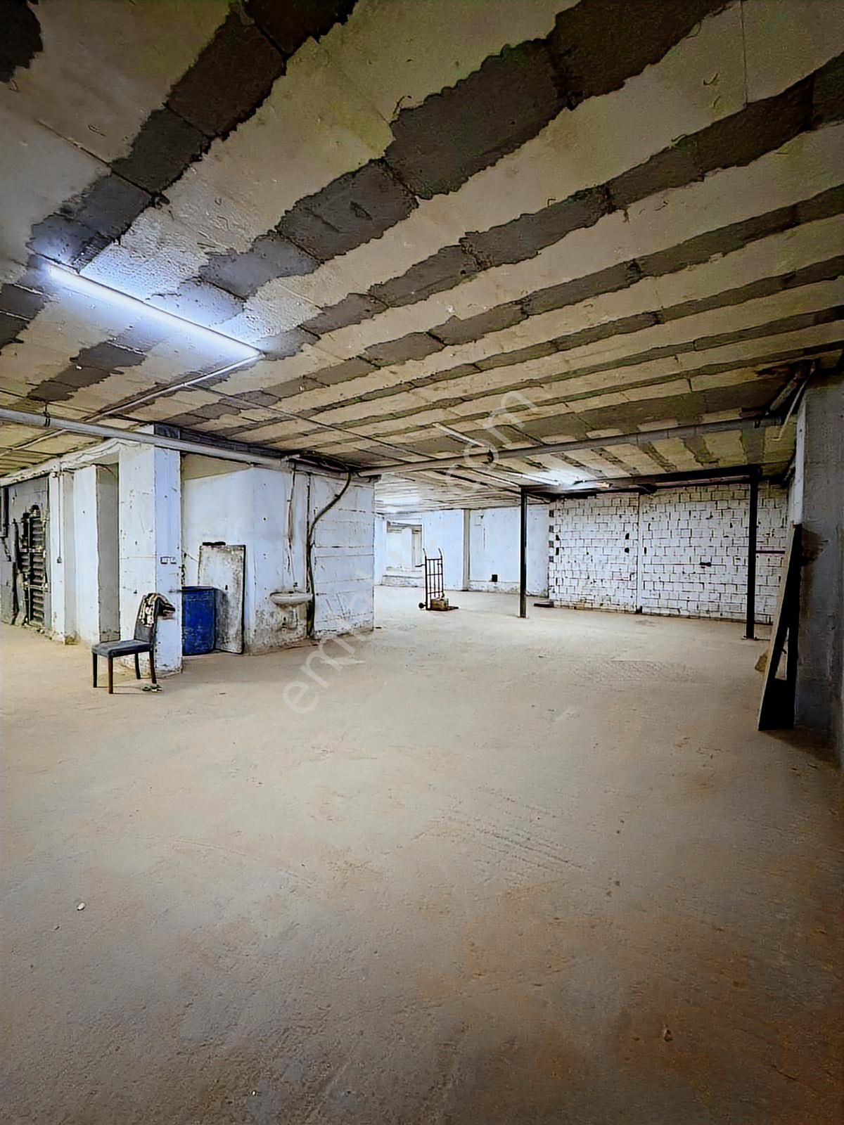 Üçevler'de Üç Katlı Net 1000m2li Cadde Üzeri Kiralık Dükkan - Görsel 25