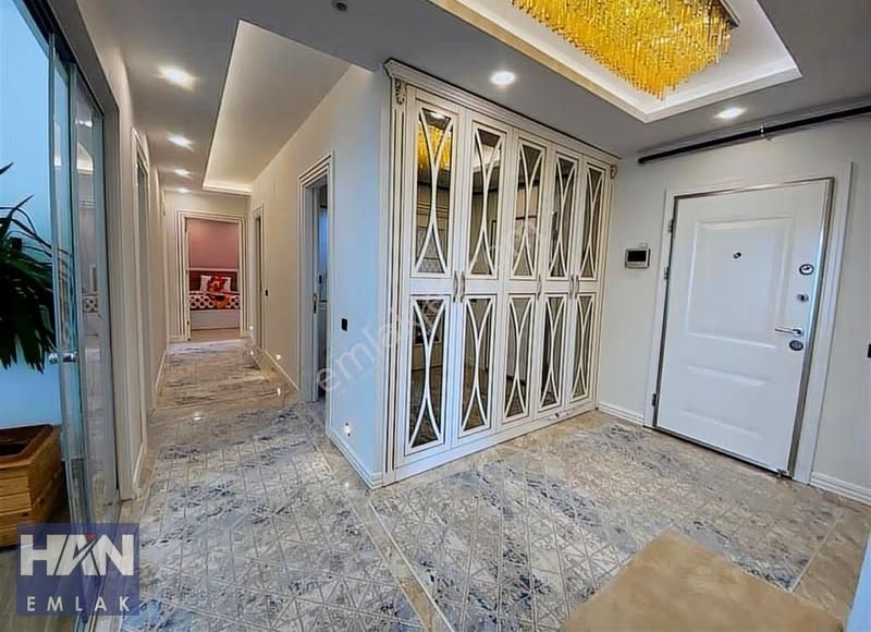 Han Emlaktan Akdeniz Mah'de Muhteşem Peyzajı İle Süper Lüks 5+1 - Görsel 2