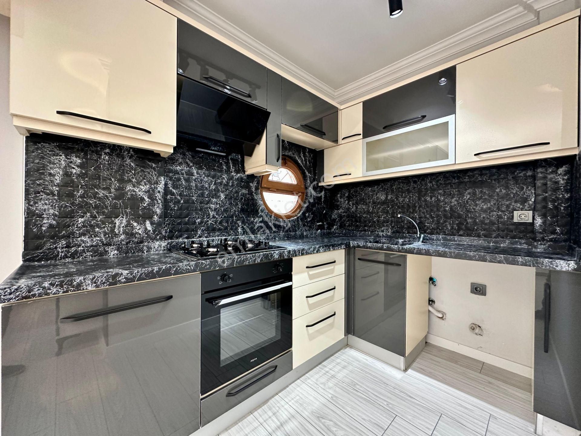 ꧁ay Emlaktan꧂akçay'da Müstakil Tadında Muhteşem Konumlu Ön Cephe Doğalgazlı Satılık 3+1 Lüx Daire - Görsel 4