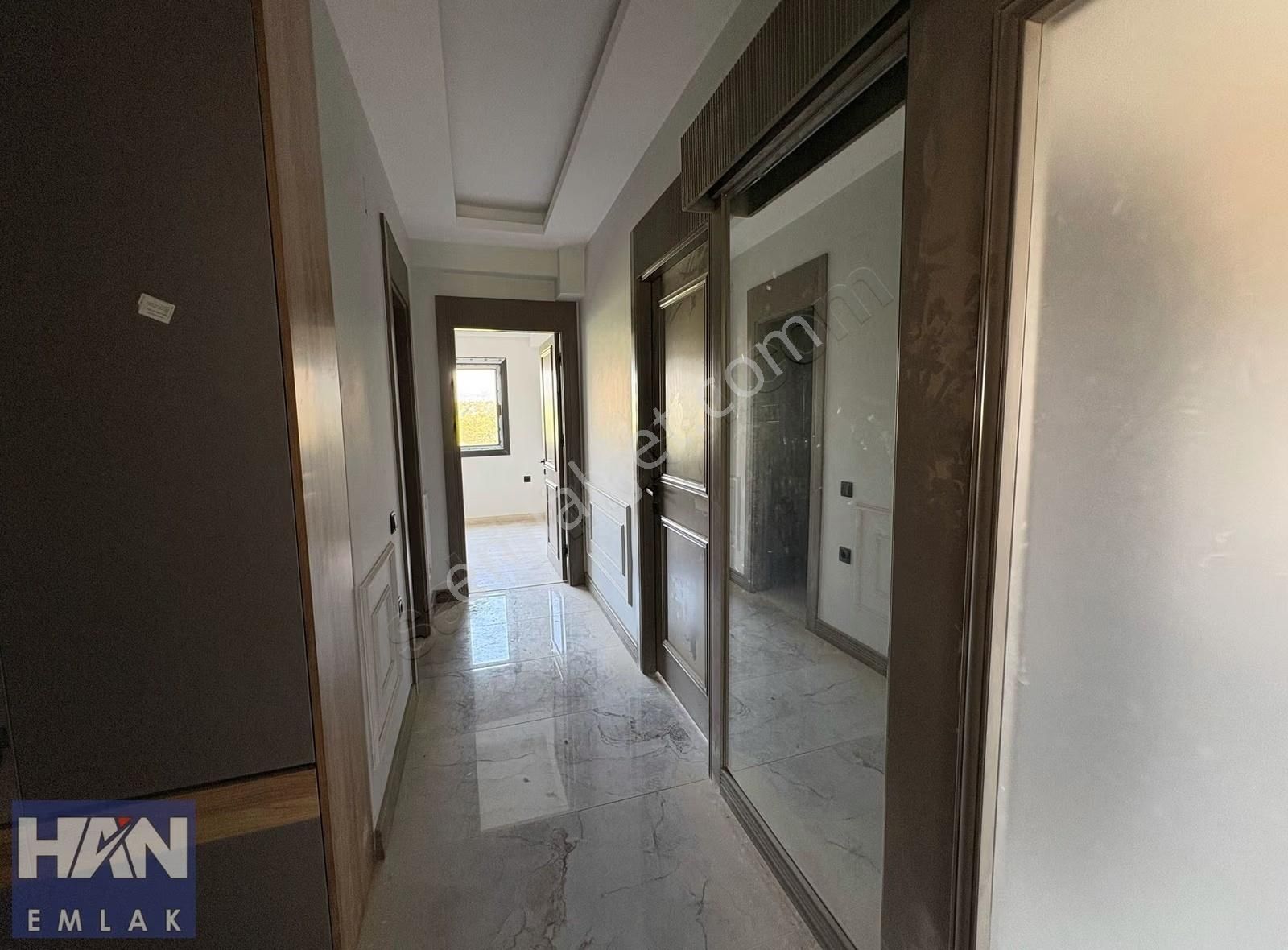 Han Emlak'tan Geniş Mimarisi İle Göz Dolduran Sıfır Satılık 2+1 - Görsel 14