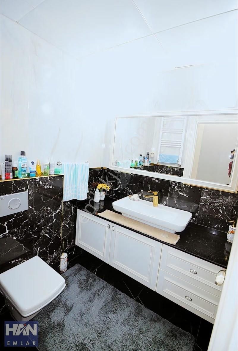 Han Emlak'tan Yeni Mahalle'de Doğalgazlı Merkezi Konumda 4+1 - Görsel 17