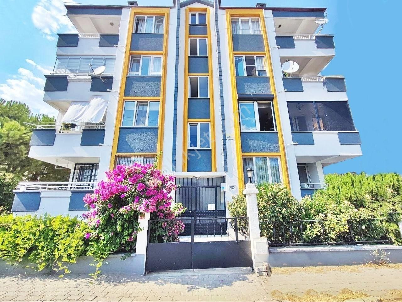 ꧁ay Emlaktan꧂akçay'da Arakat Ön Cephe Çay Manzaralı Satılık 3+1 Geniş Daire