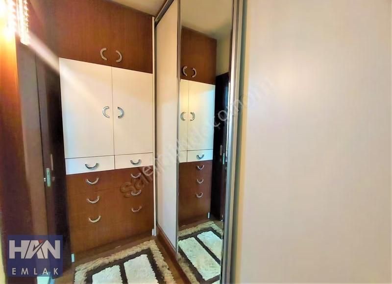 Han Emlaktan Royal Towers'ta Full Eşyalı Satılık Fırsat Daire - Görsel 25