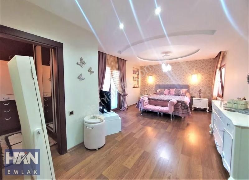 Han Emlaktan Royal Towers'ta Full Eşyalı Satılık Fırsat Daire - Görsel 19