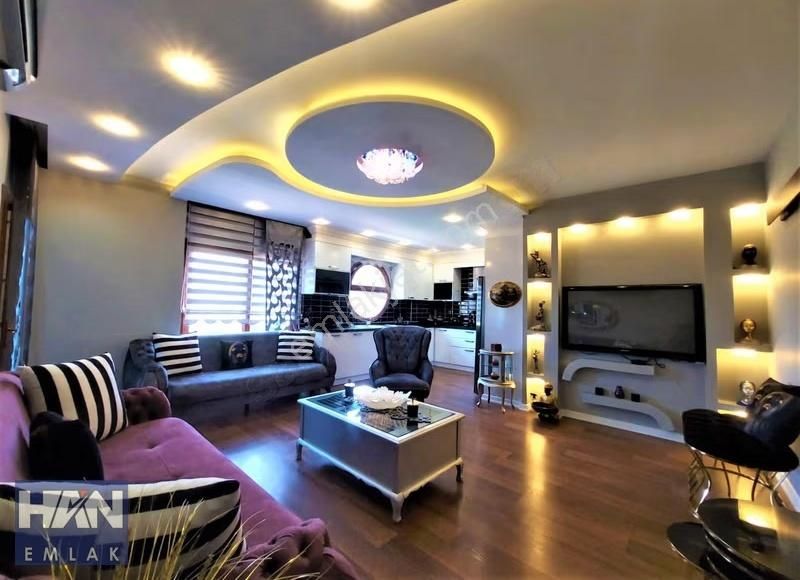 Han Emlaktan Royal Towers'ta Full Eşyalı Satılık Fırsat Daire - Görsel 18