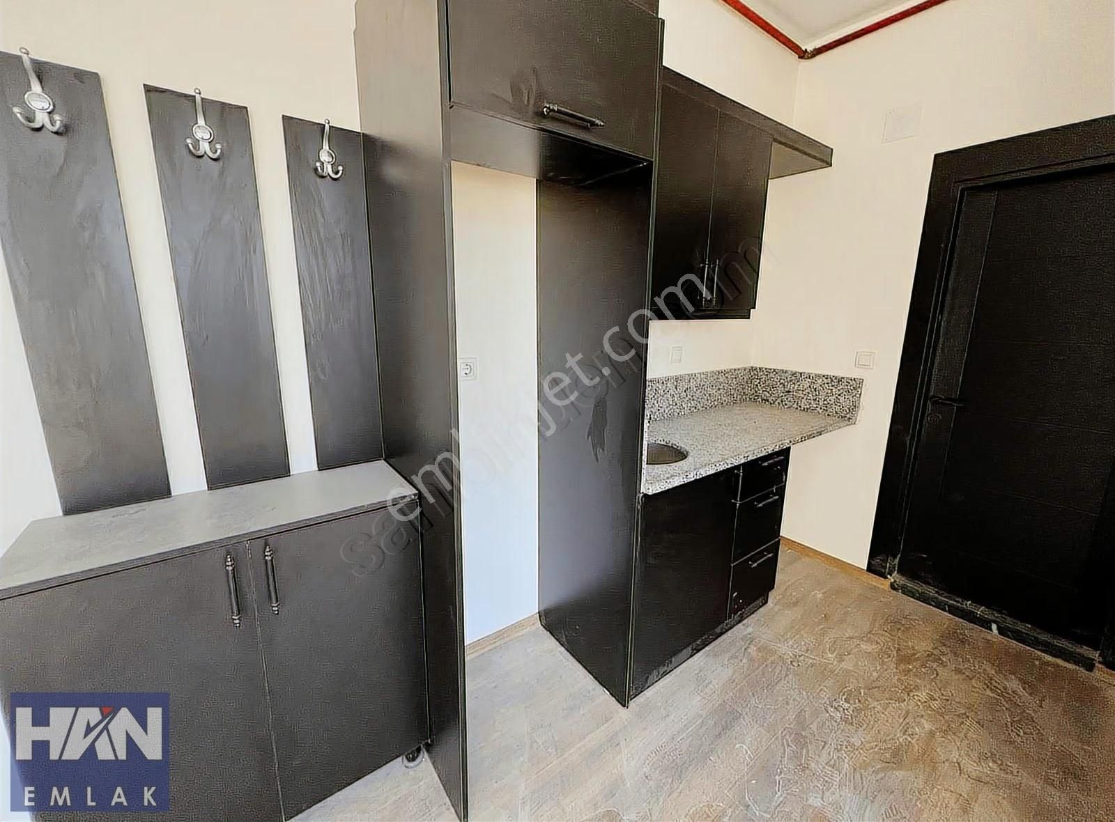Han Emlak'tan Hükümet Konağı Civarı Satılık 1+1 Daire - Görsel 4