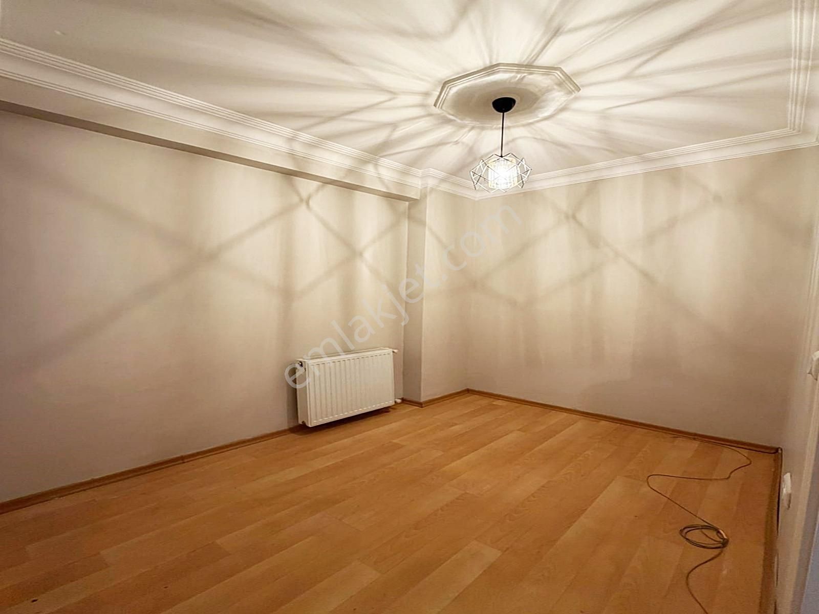 Boss Yapı'dan İskanlı Eminevime Uygun 2+1 Masrafsız Arakat Daire - Görsel 3