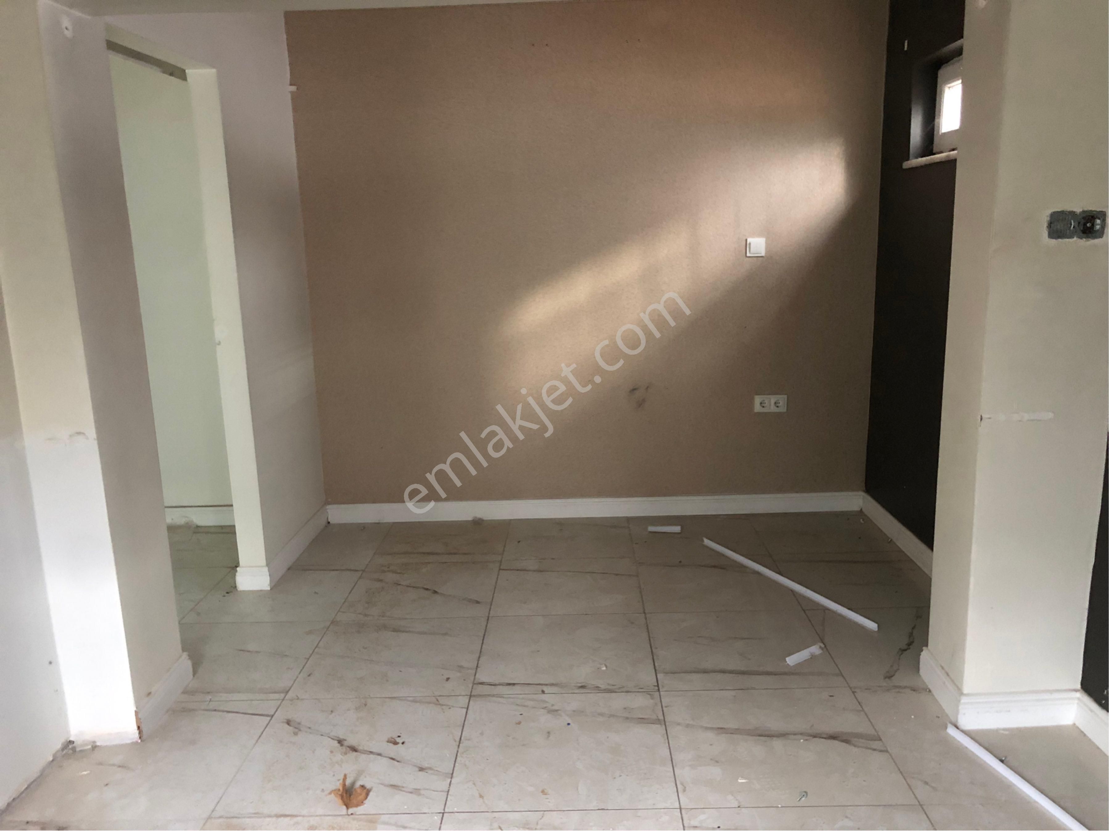 Tuzla İstasyon Caddesi’nde Prestijli, 7 Odalı, 150 M² Kurumsala Kiralık - Görsel 12