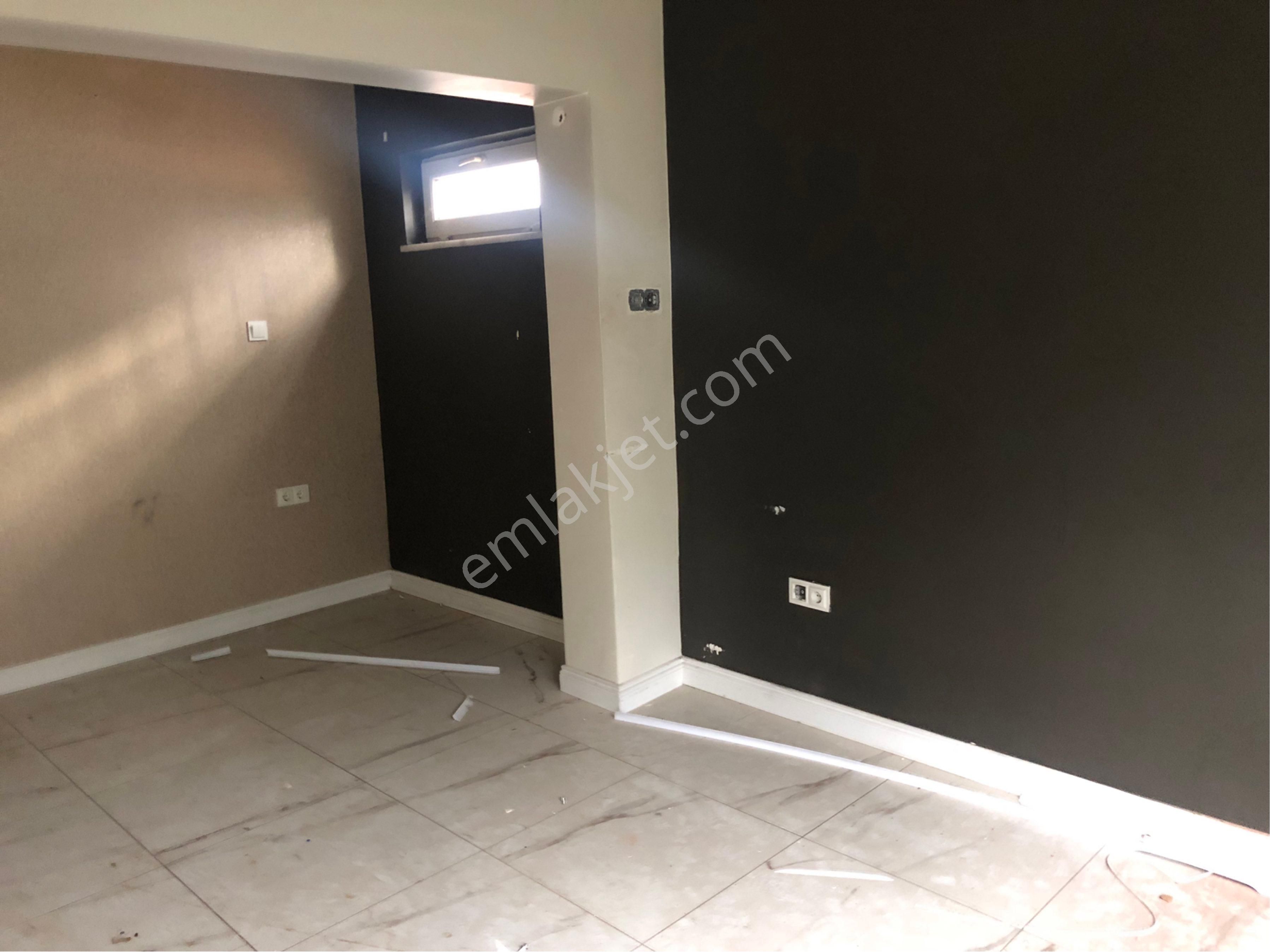 Tuzla İstasyon Caddesi’nde Prestijli, 7 Odalı, 150 M² Kurumsala Kiralık - Görsel 13