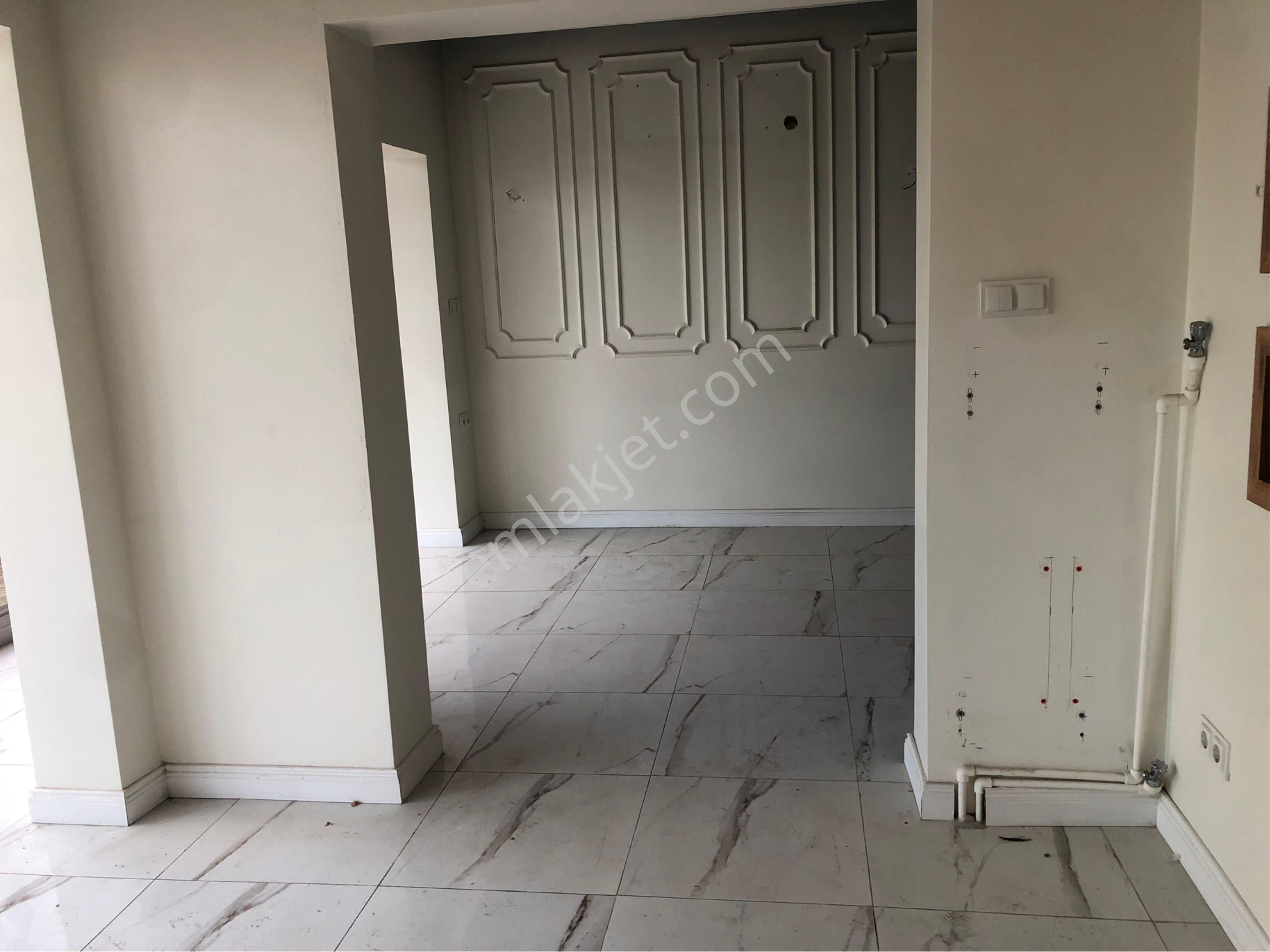 Tuzla İstasyon Caddesi’nde Prestijli, 7 Odalı, 150 M² Kurumsala Kiralık - Görsel 5