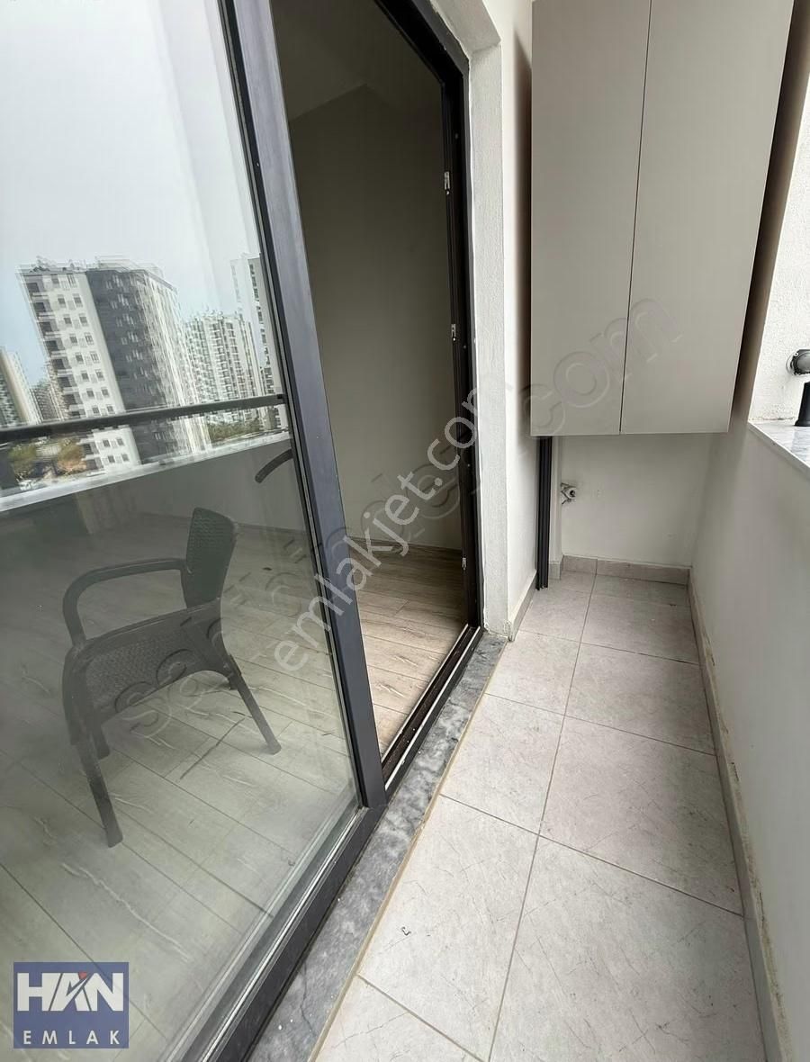 Han Emlak'tan Akdeniz Mahallesin'de 2+1 Lüks Satılık Daire - Görsel 3