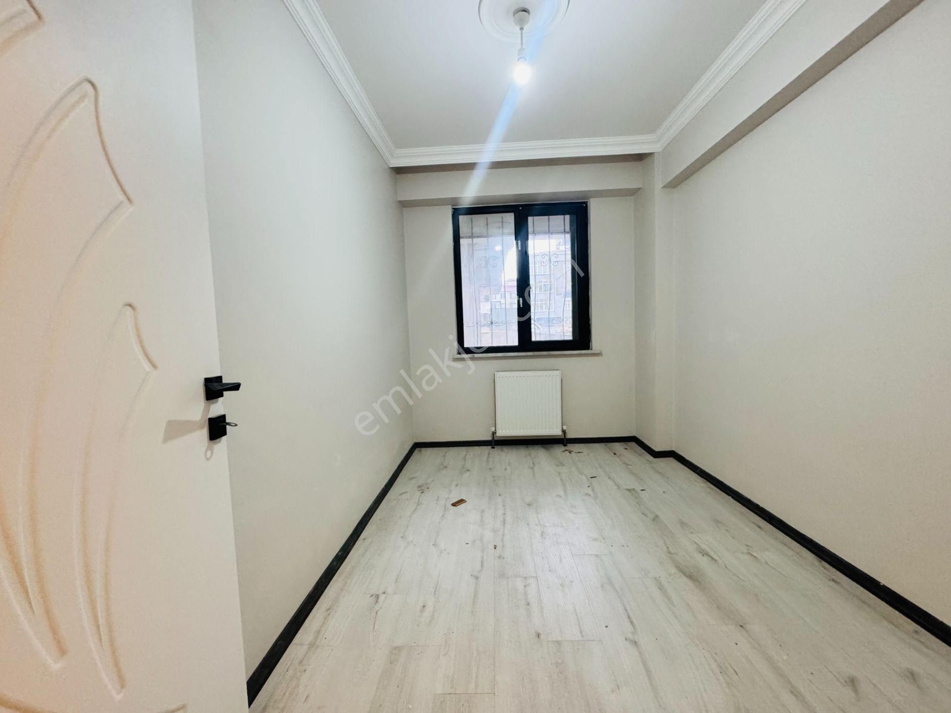 Güven'den Kapaklı'da Caddeye,servislere Yakın Kombili 3+1 Daire - Görsel 15