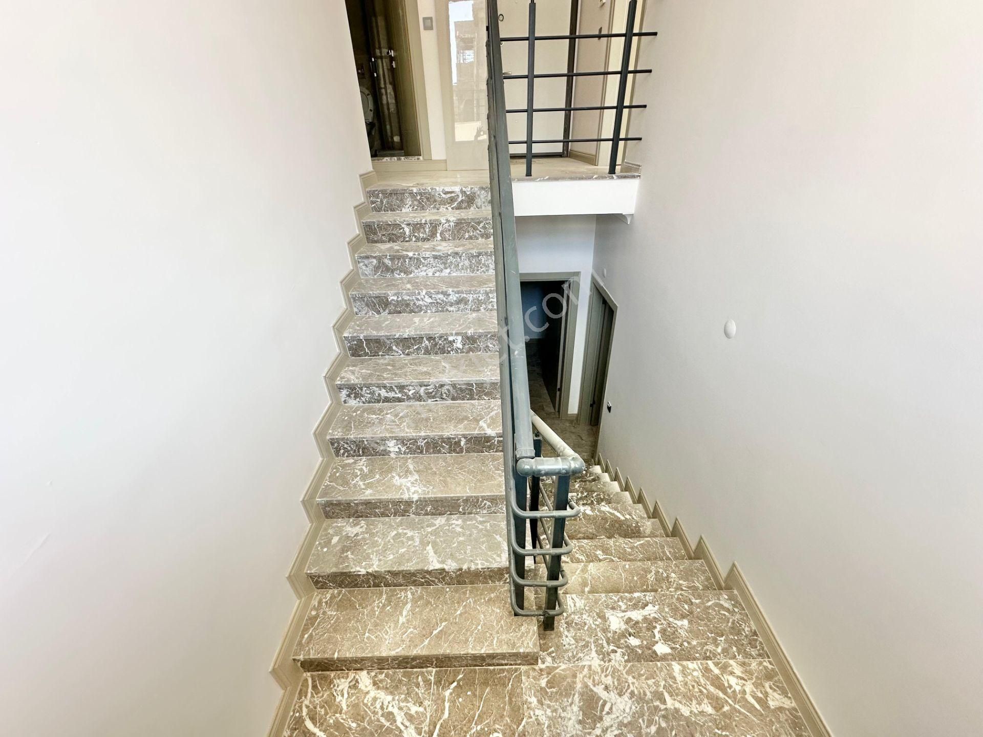 ⭐akçay Ay Emlaktan⭐zeytinli'de Şık Tasarımlı Kazdağları Eteklerinde Satılık 4+1 Bahçe Dublexi - Görsel 19