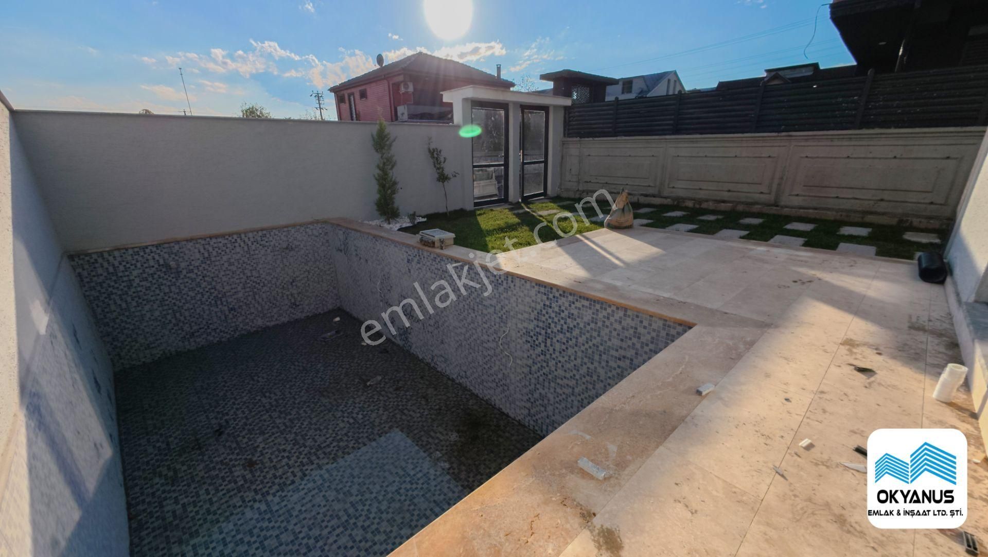 Kocaalide Müstakil Bahçeli Şık Villa Okyanustan - Görsel 13