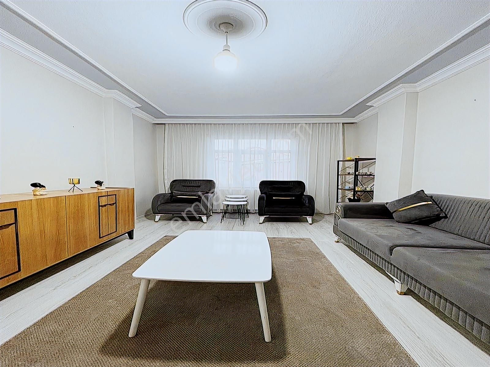 Boss Yapıdan Merkezi Konumda Balkonlu Masrafsız 2+1 Arakat Daire - Görsel 14